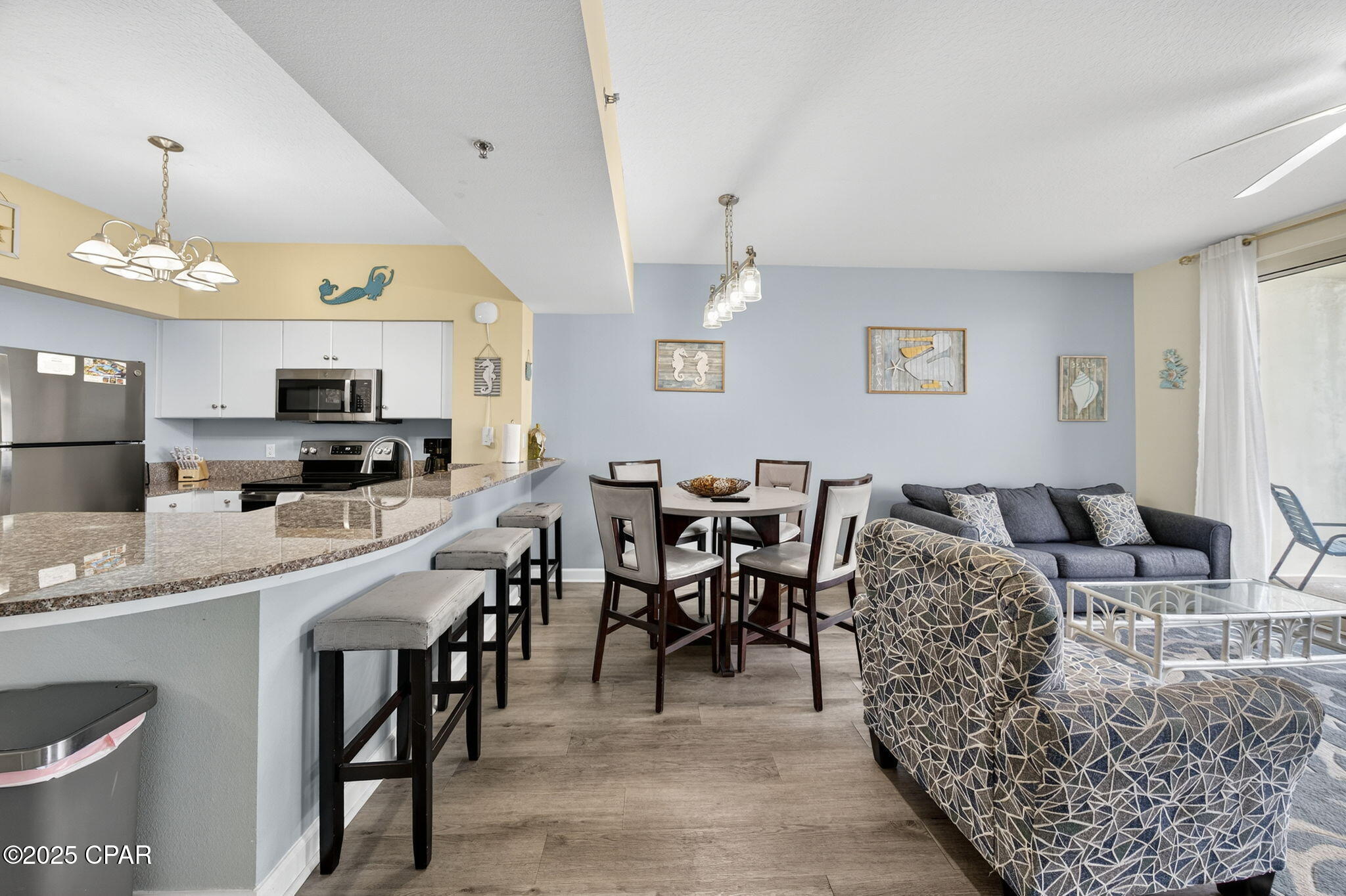 Image 4 For 9900 Thomas Drive 1916