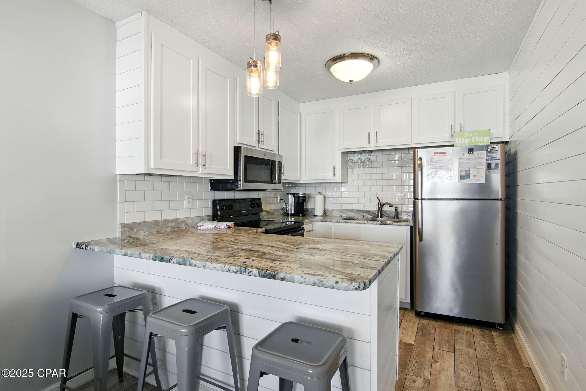 Image 15 For 17680 Front Beach Road B302