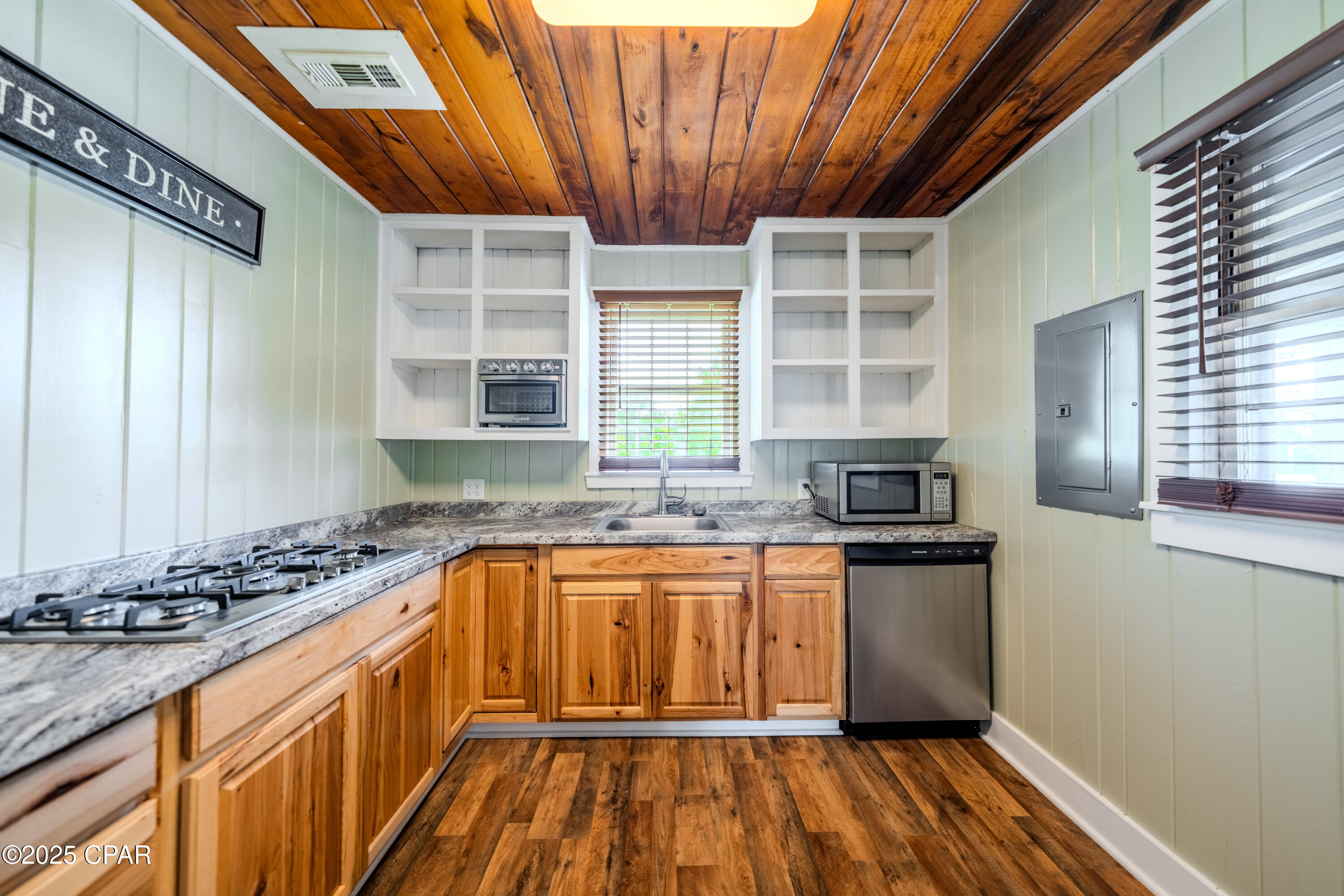 7gsppmj1yqf8m7_jujcaoervgctb G6 Fsbs5lcww2q