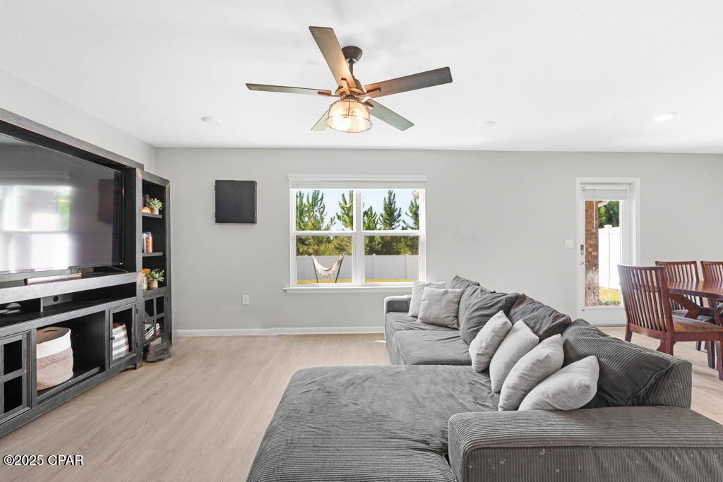 Bhrsnwtcfeq7kj09cxaym623i_r0ggs4gmvfpidjsg4