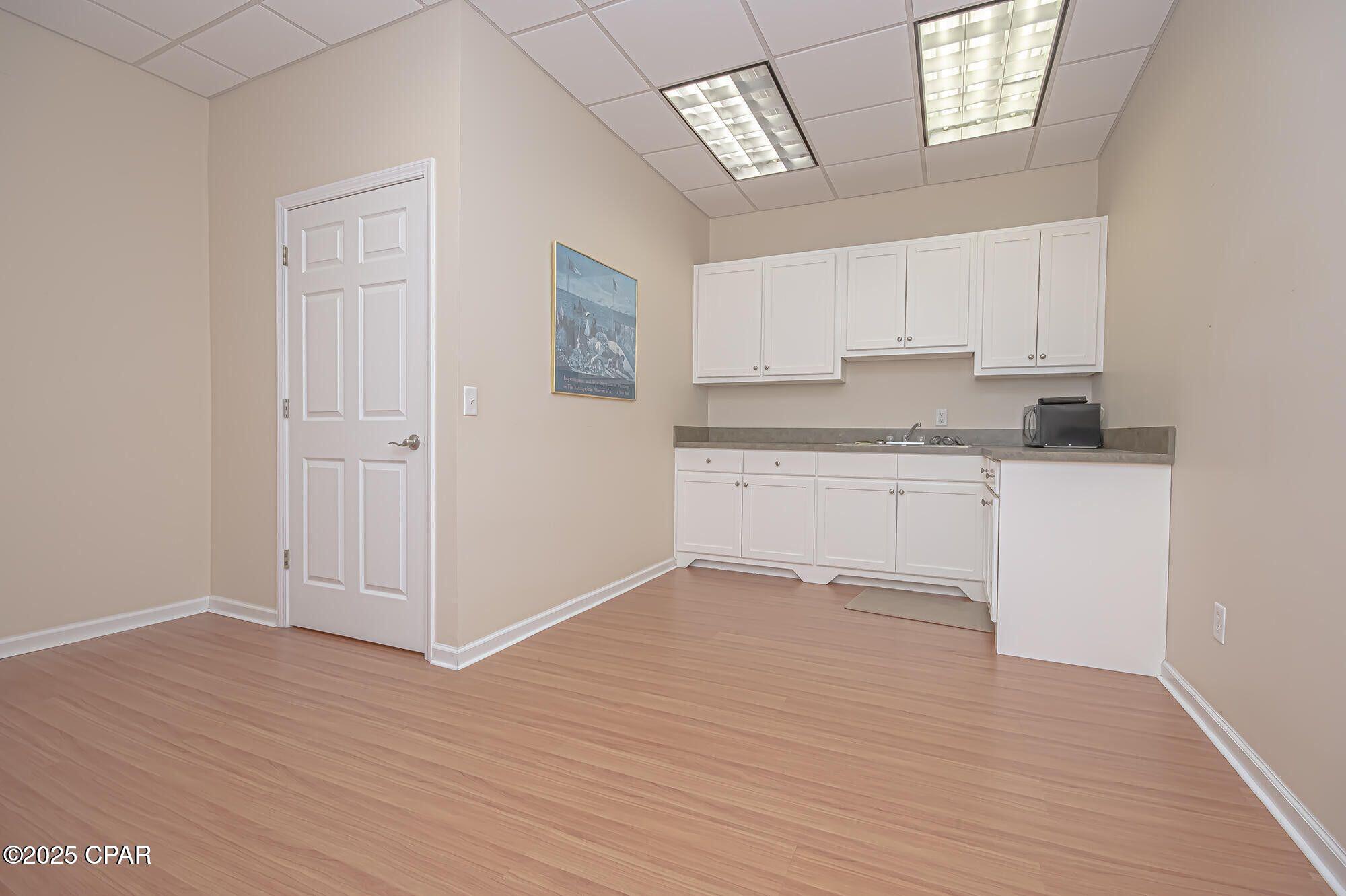 Ekg_vkwodoox_alt5t5l89fay Tpgaiyhx6tjfury4w