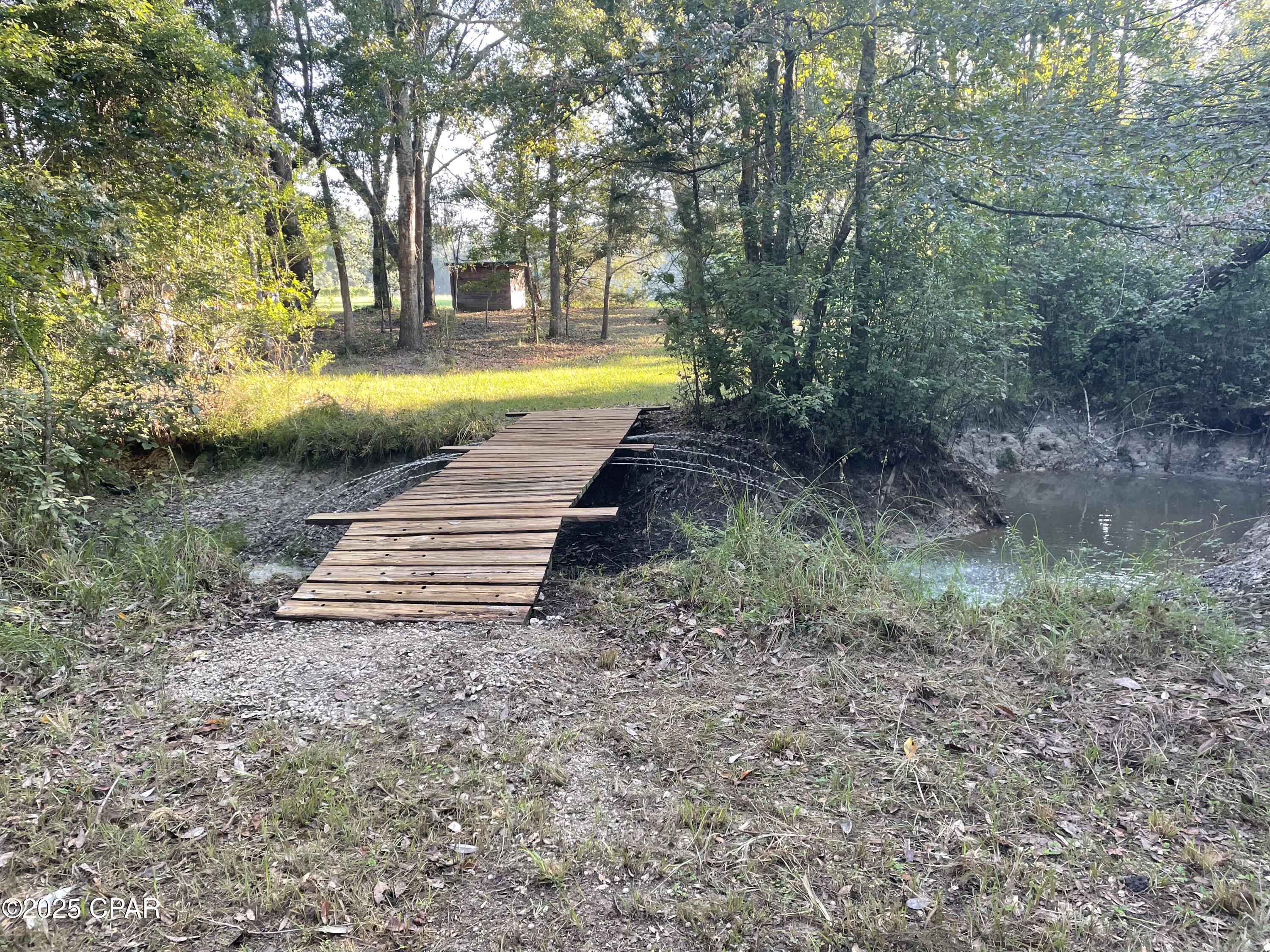 5mupoysnnlnfbmnil5  7_v7_tvxug8yuq _1wcucma