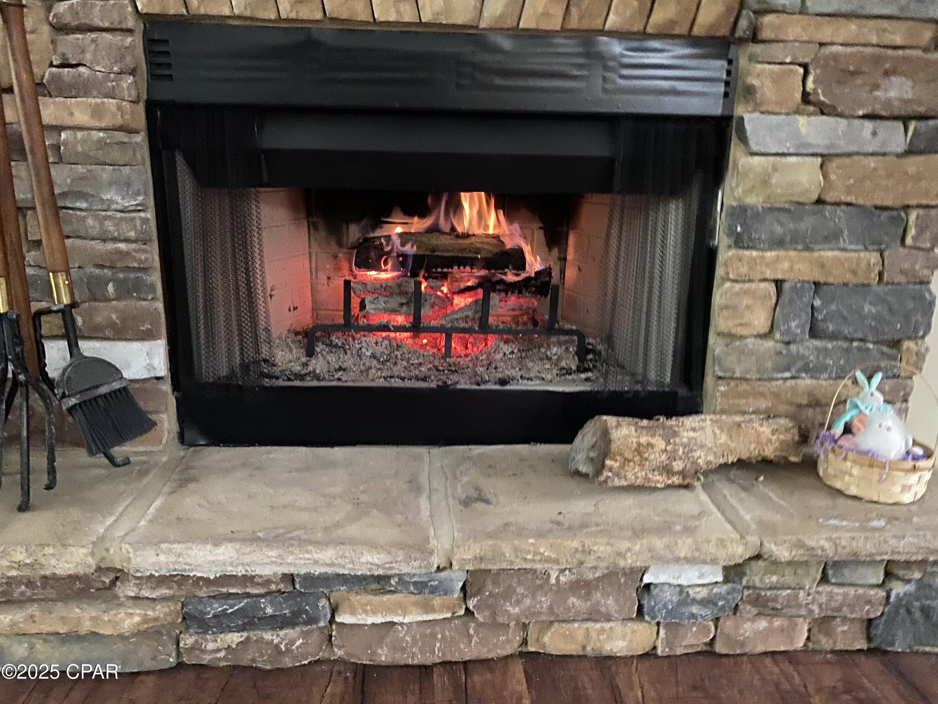 Angsjxwq9ebip7dyw4zwl1cxwtuyymdxjuwb6uvix84