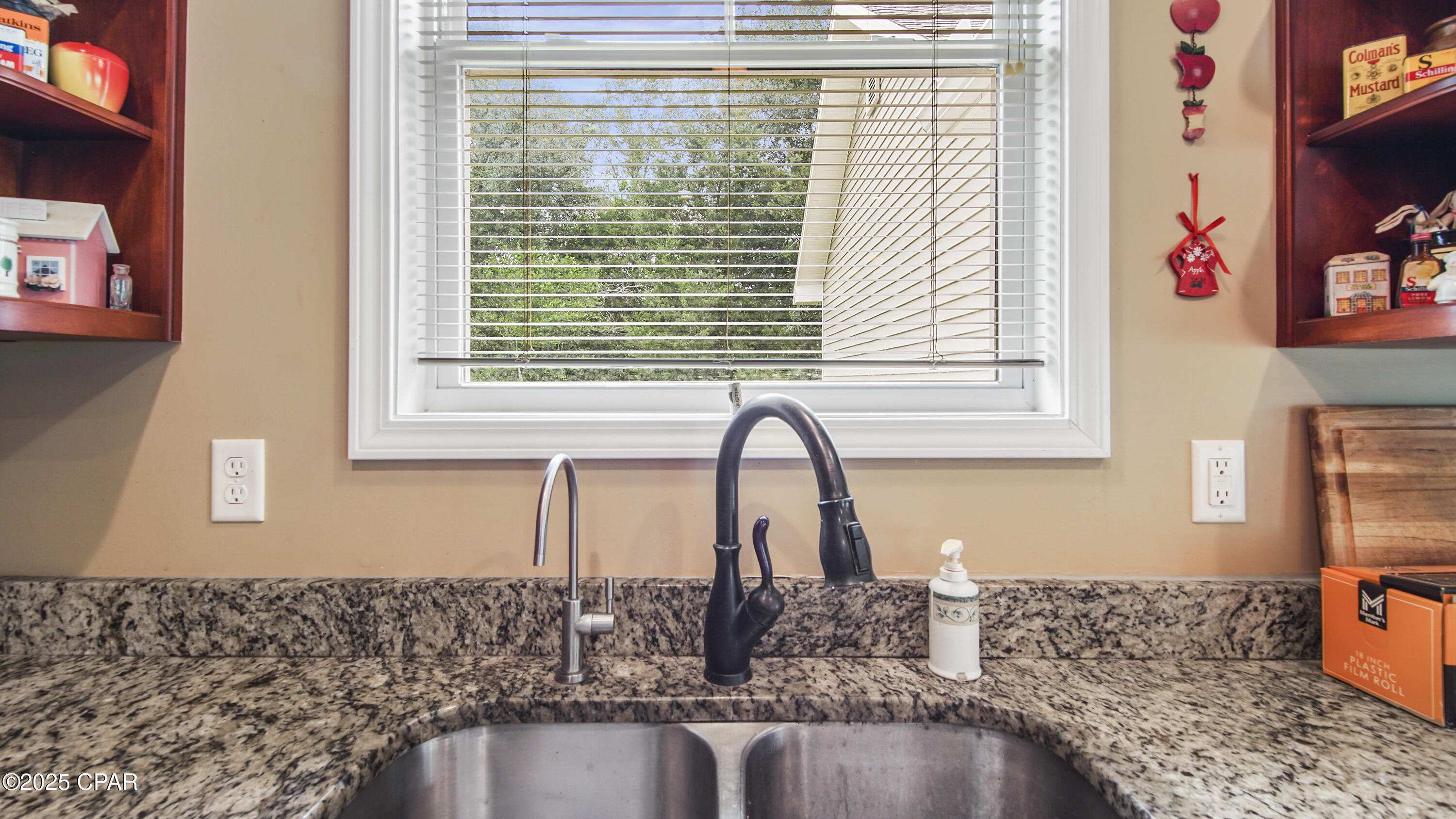 Image 65 For 3754 Annie Road