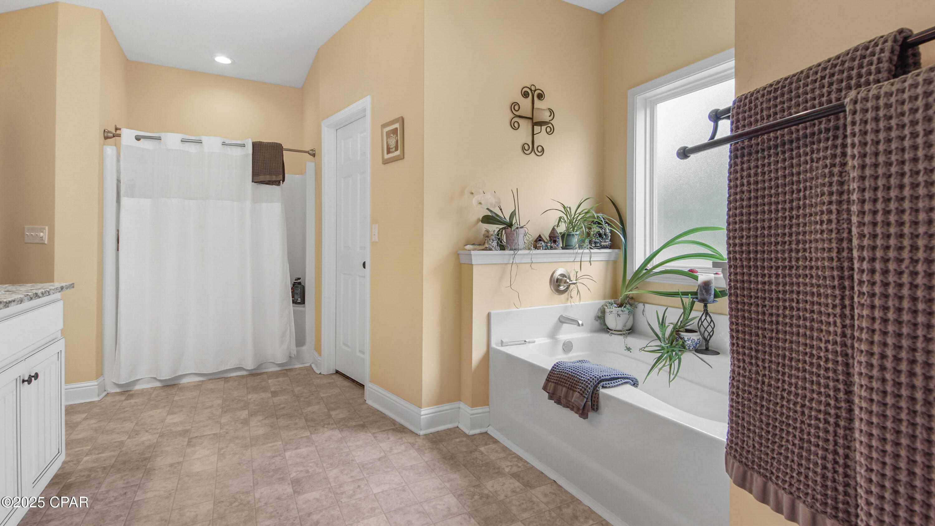 Na6pa4jf5ozdpmeumhpshlkmabj R96rqugqzhaxeyo