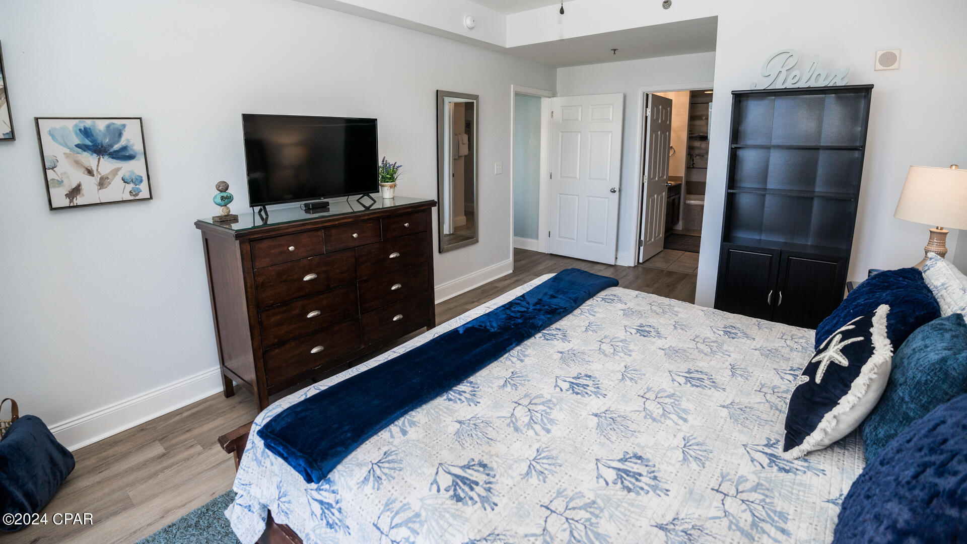 Image 26 For 9860 Thomas Drive 627