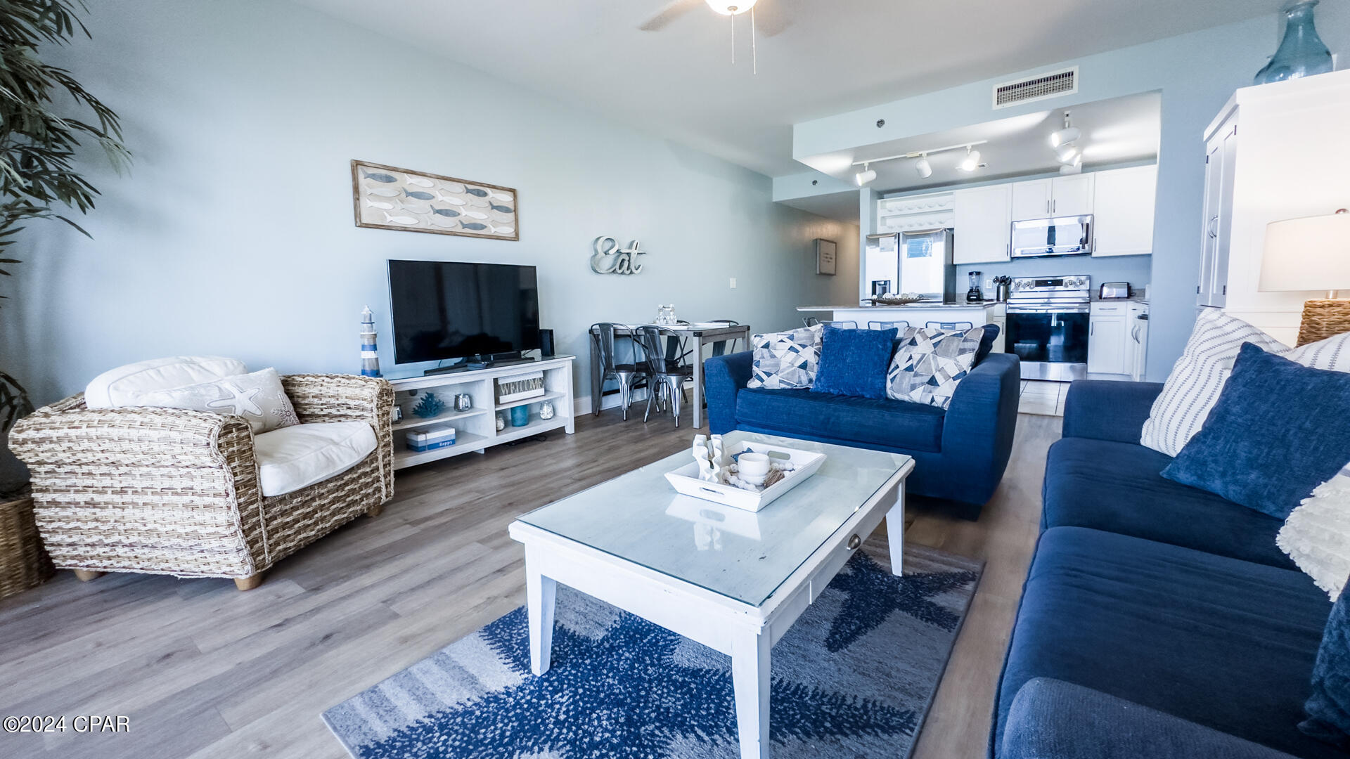 Xvaya 18qhemkuyr6q3dwydomgnmvoovnicadazajw0