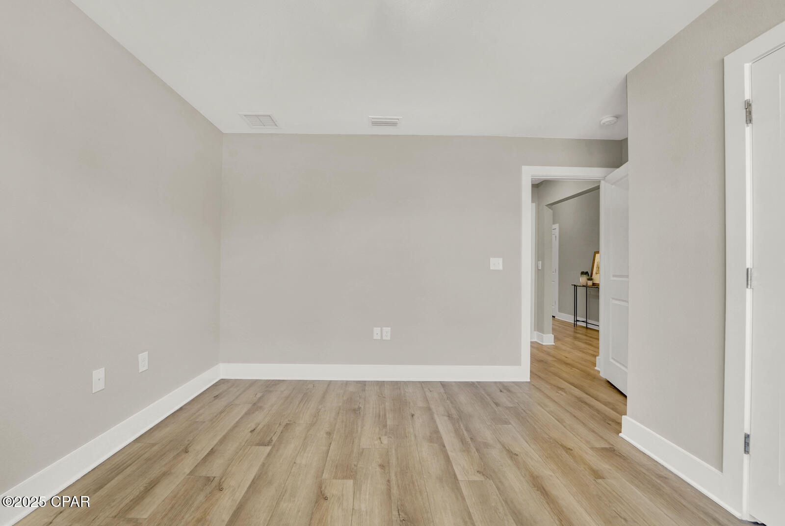 Ullauzvzok7qx1h2maw2nop_hyfw27c3 Utmsaqc3r0