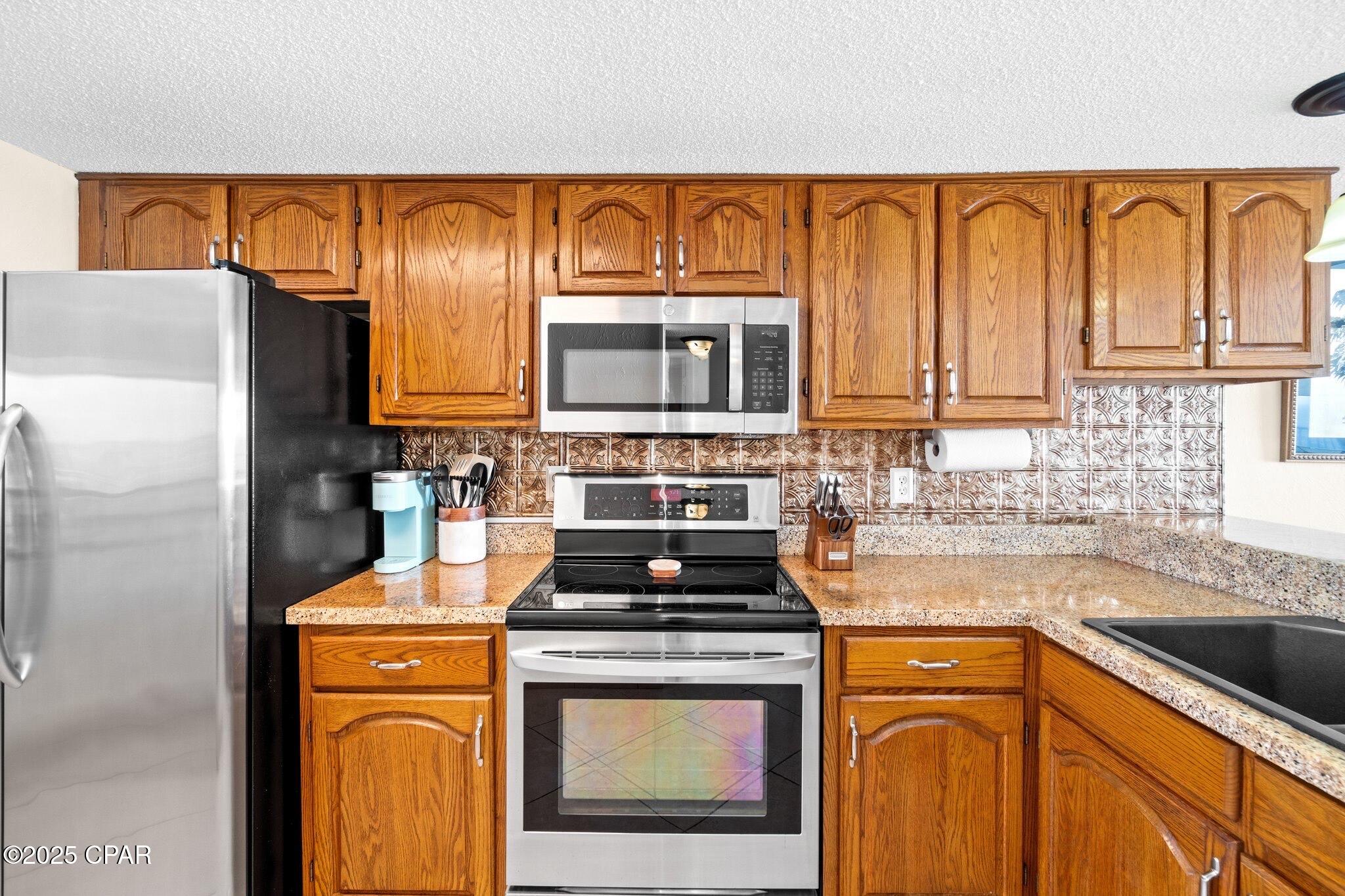 Image 30 For 4715 Thomas Dr Drive 501a