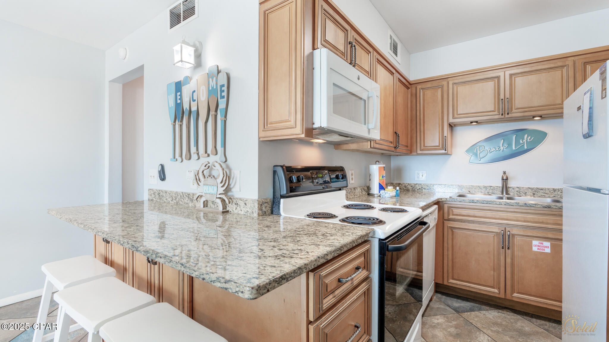 Image 23 For 8743 Thomas Drive 625