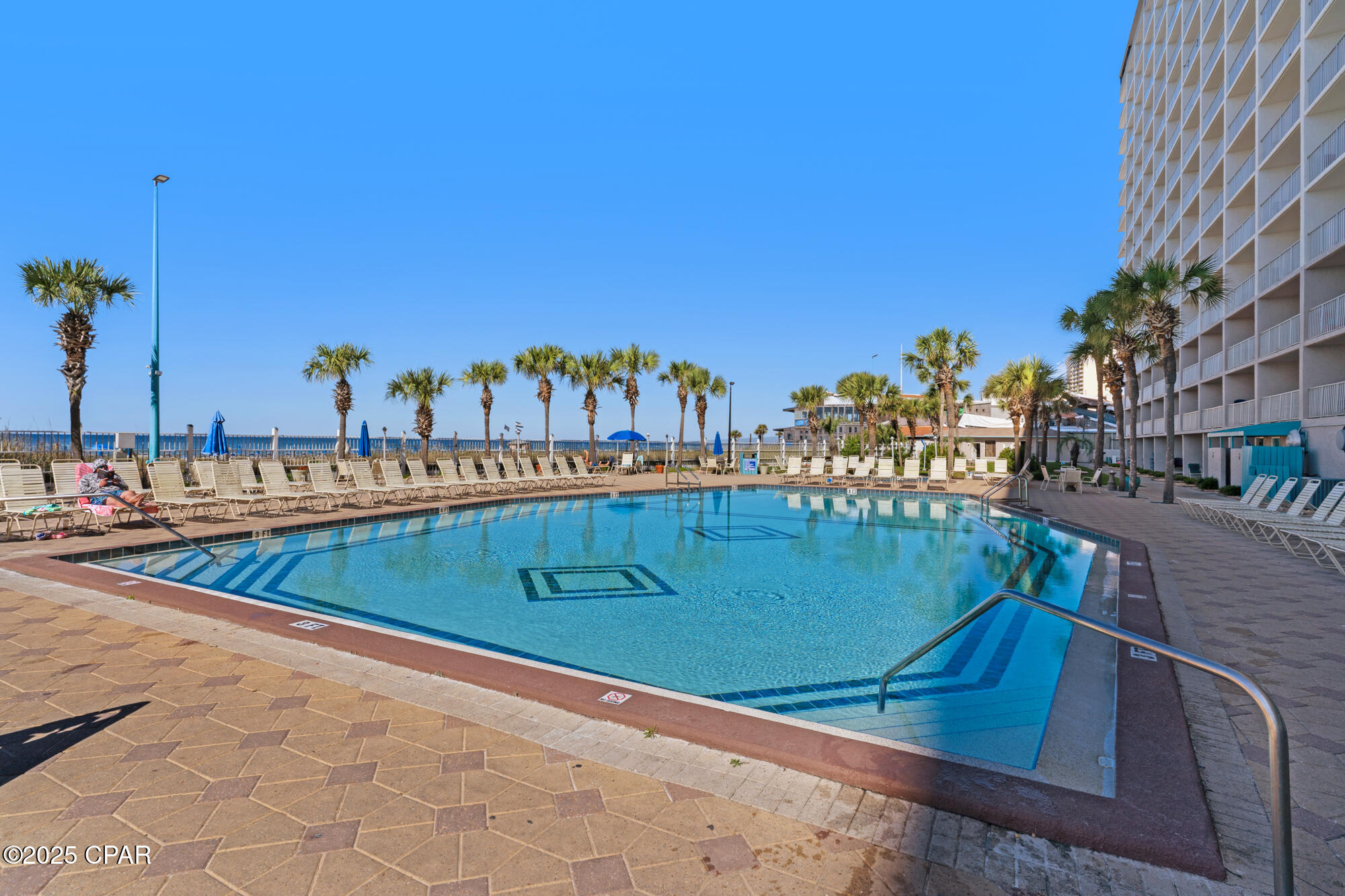 Image 39 For 8743 Thomas Drive 625