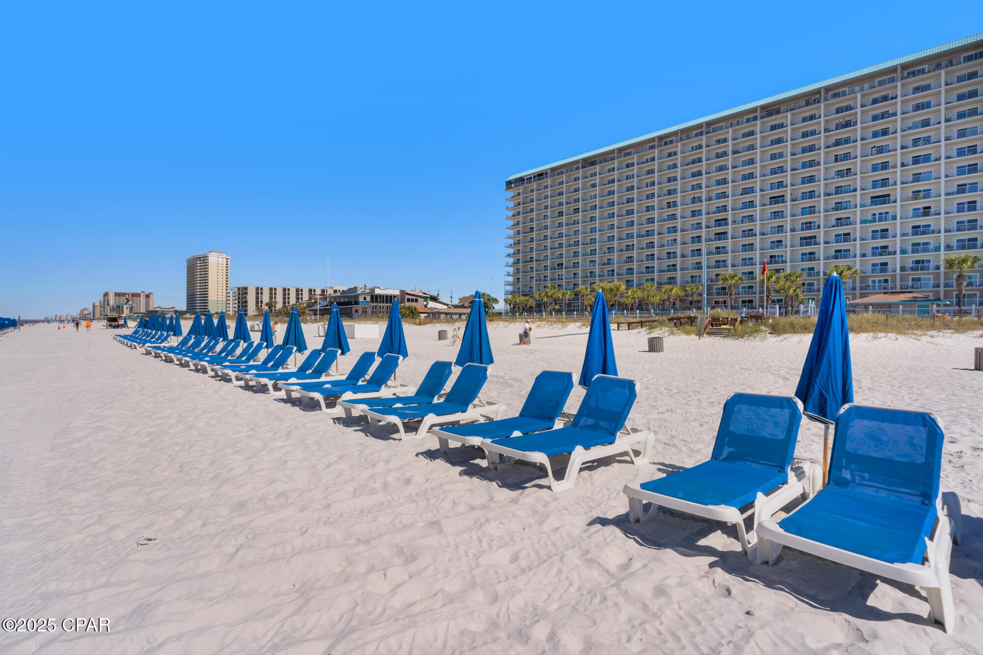 Image 43 For 8743 Thomas Drive 625