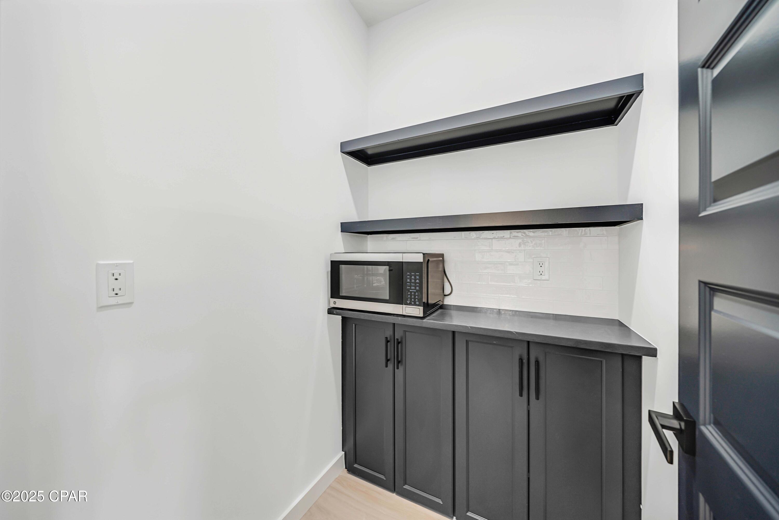 Juhjrxcijlfldcbal6capetep I_tgomjzelcam2hpm