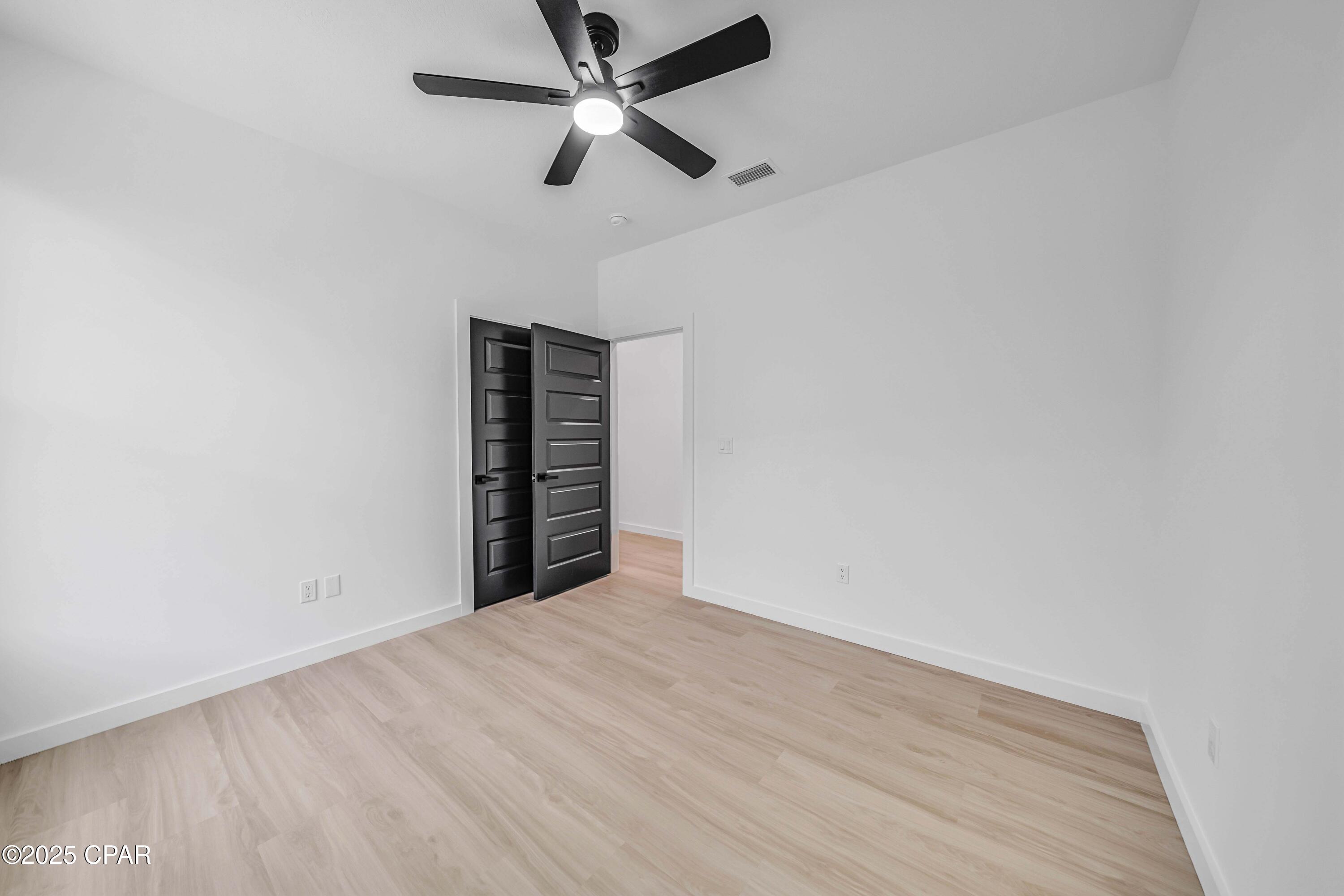 St3ngtz_orl5d9xcbsrruytlodnclacscq0ejgwhat4