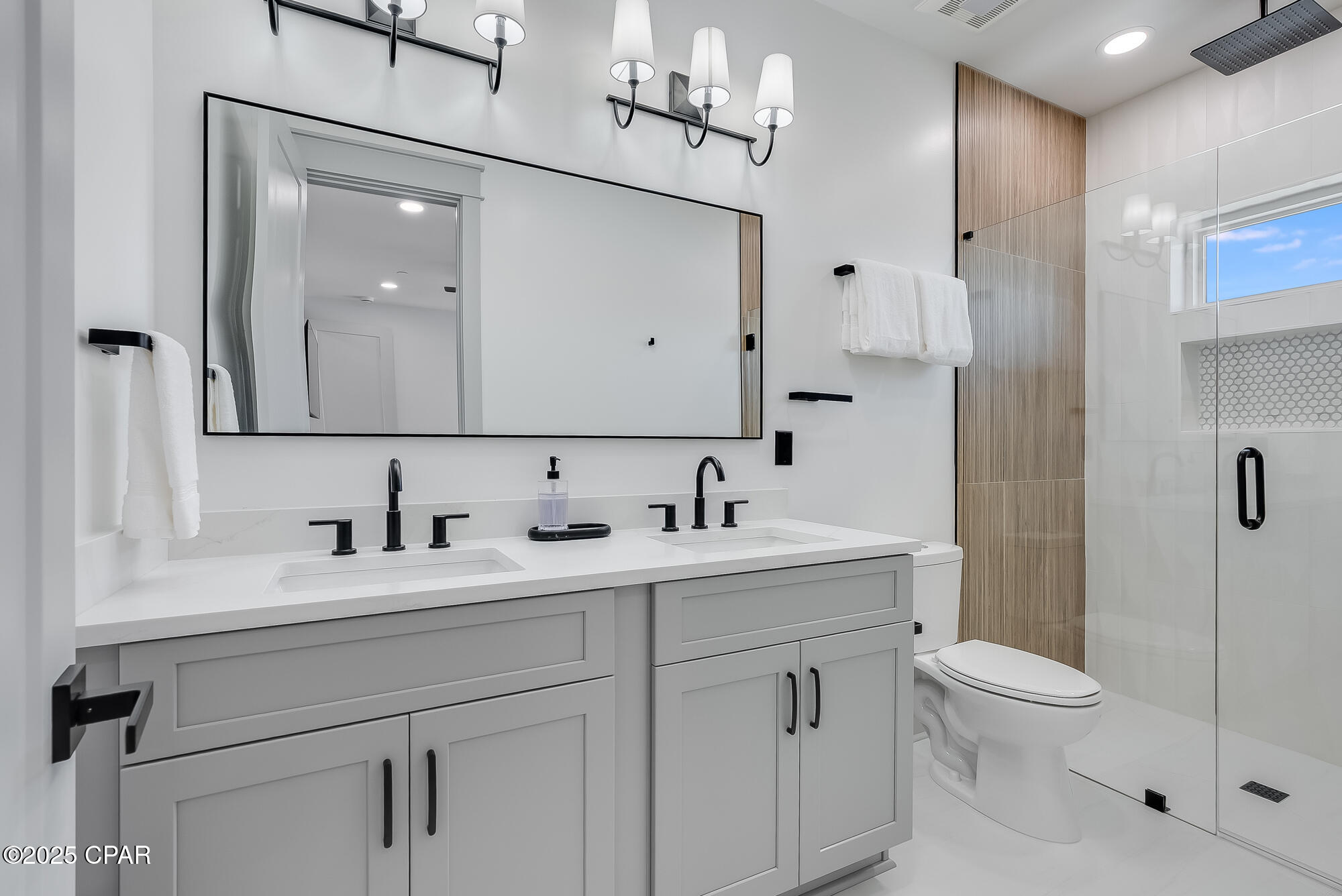 Ixok U9plmfs47qd4xl32f8isnw09lybkvap5svgnds