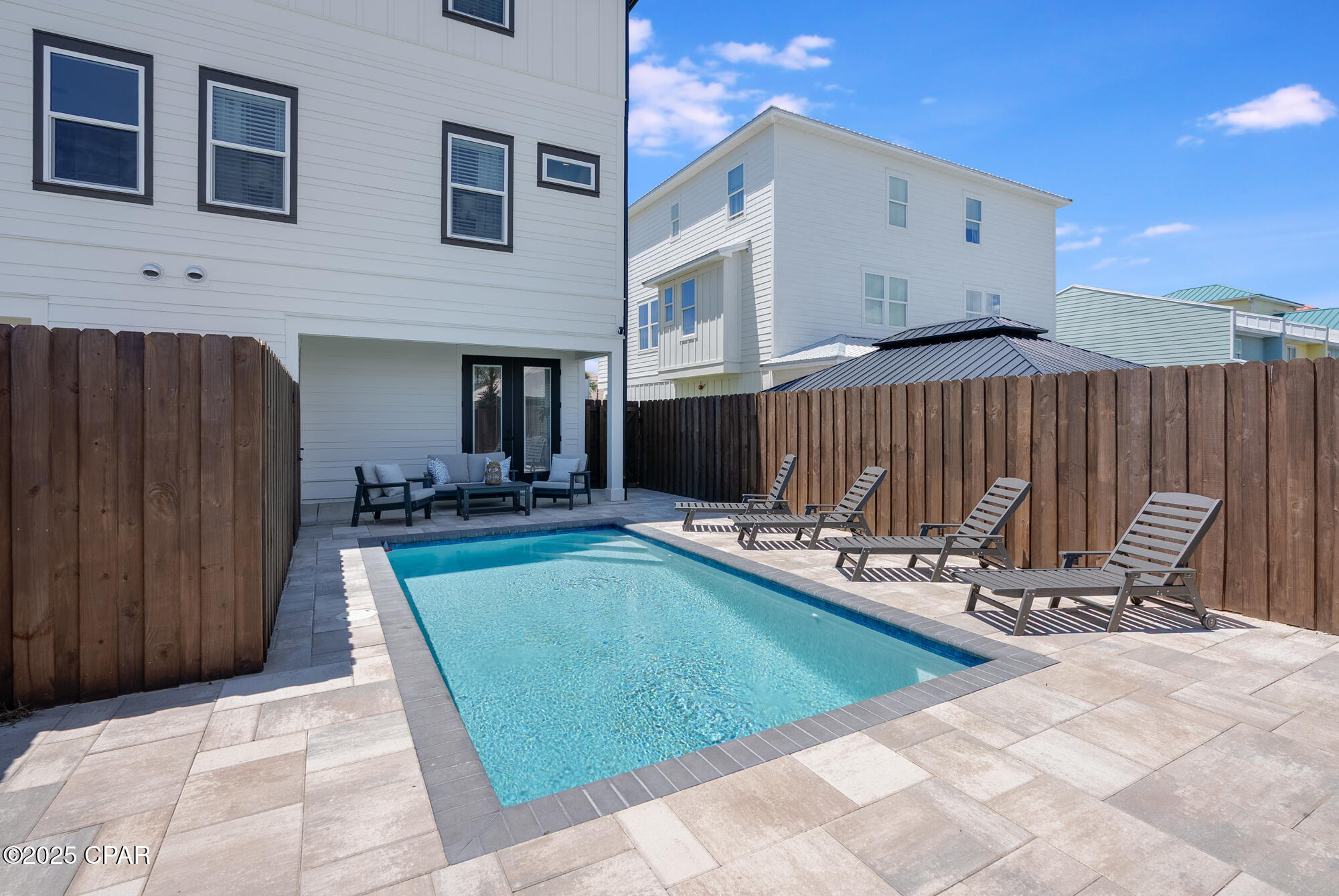 Dcl1smlmehznibeh5feaf3dspitozdzj4ifudoh7bvy