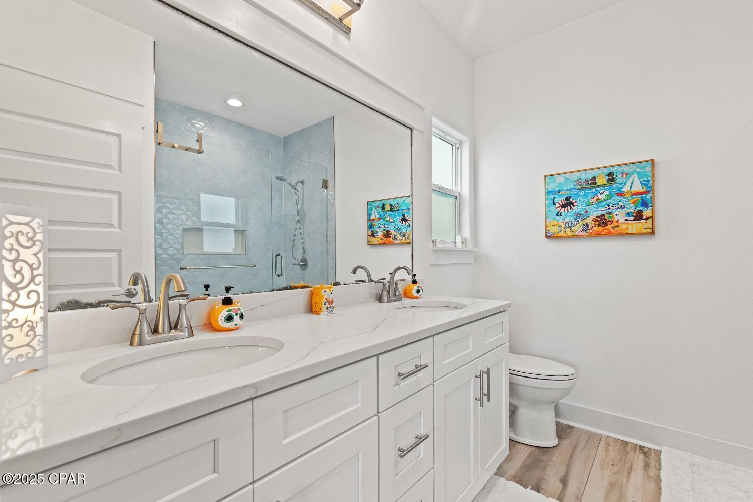 Image 11 For 242 Wells Street