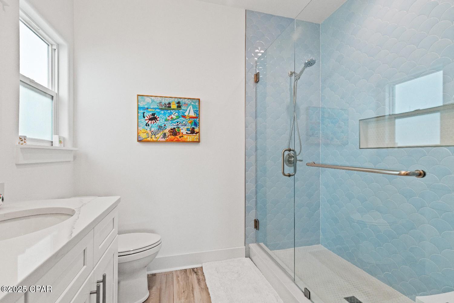 Image 12 For 242 Wells Street