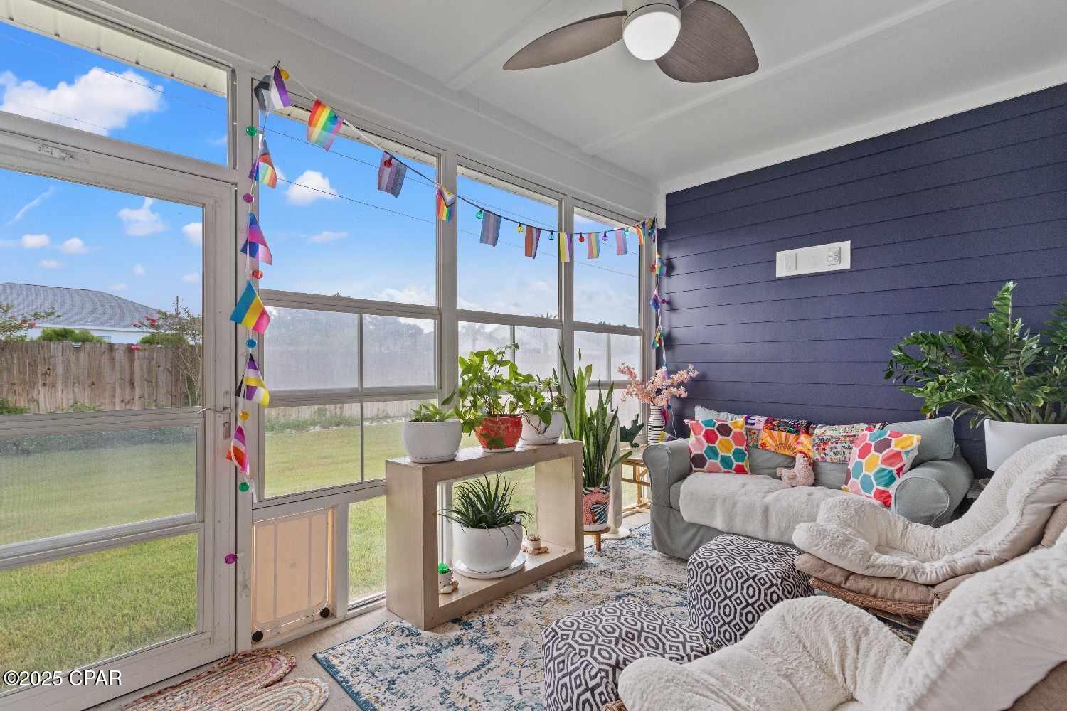 Image 14 For 242 Wells Street