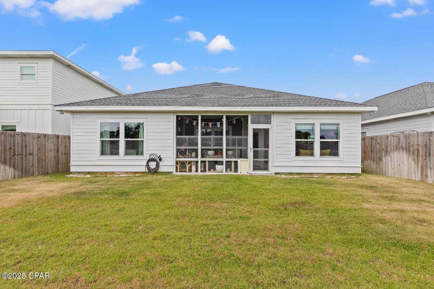 Image 15 For 242 Wells Street