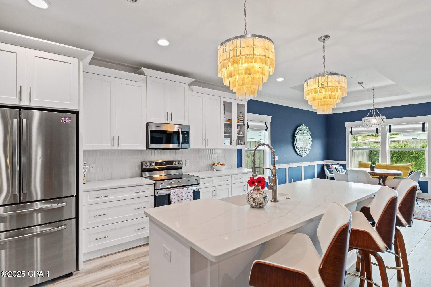 Image 4 For 242 Wells Street