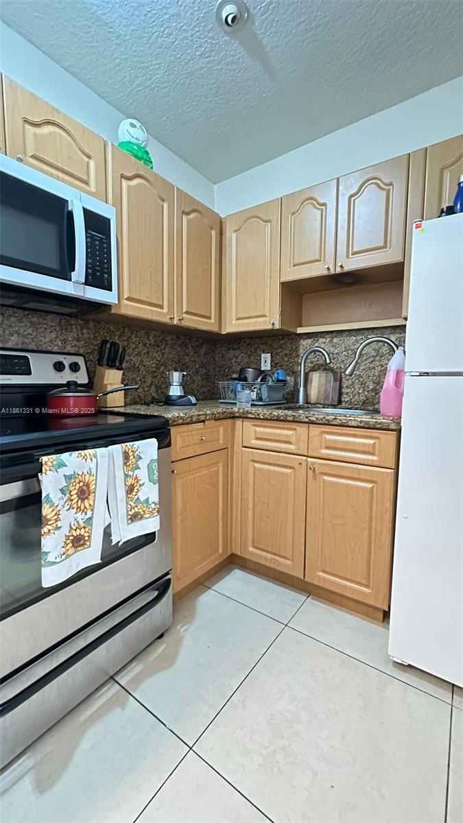 Property photo # 3