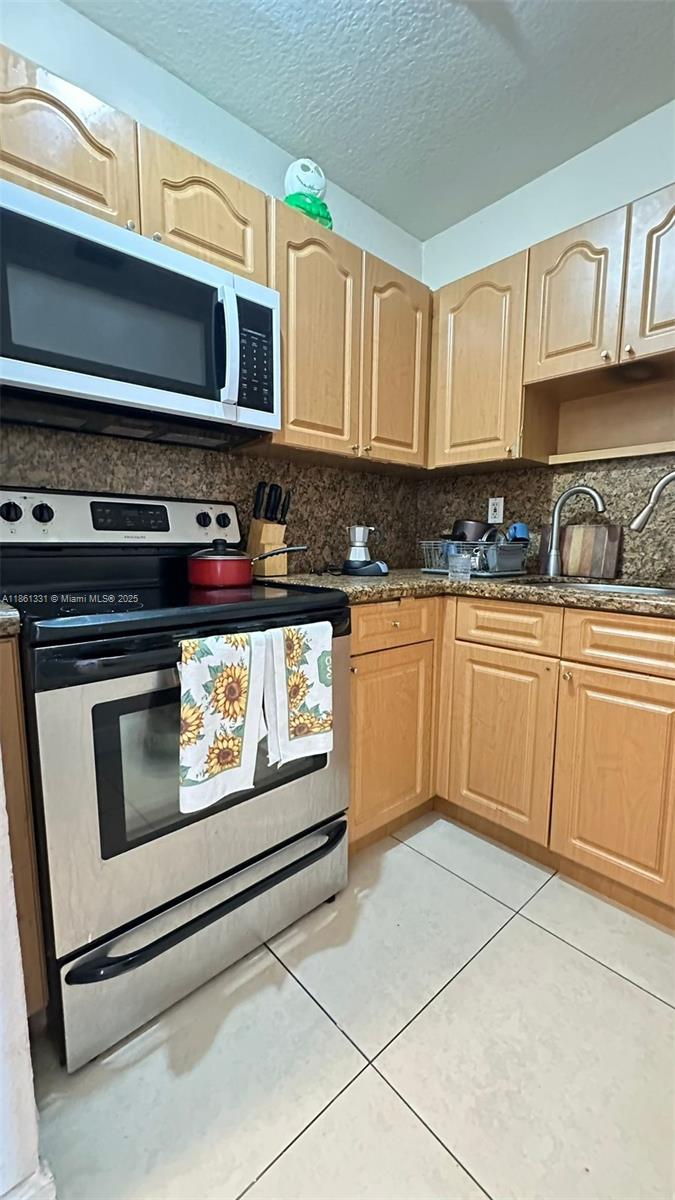 Property photo # 6