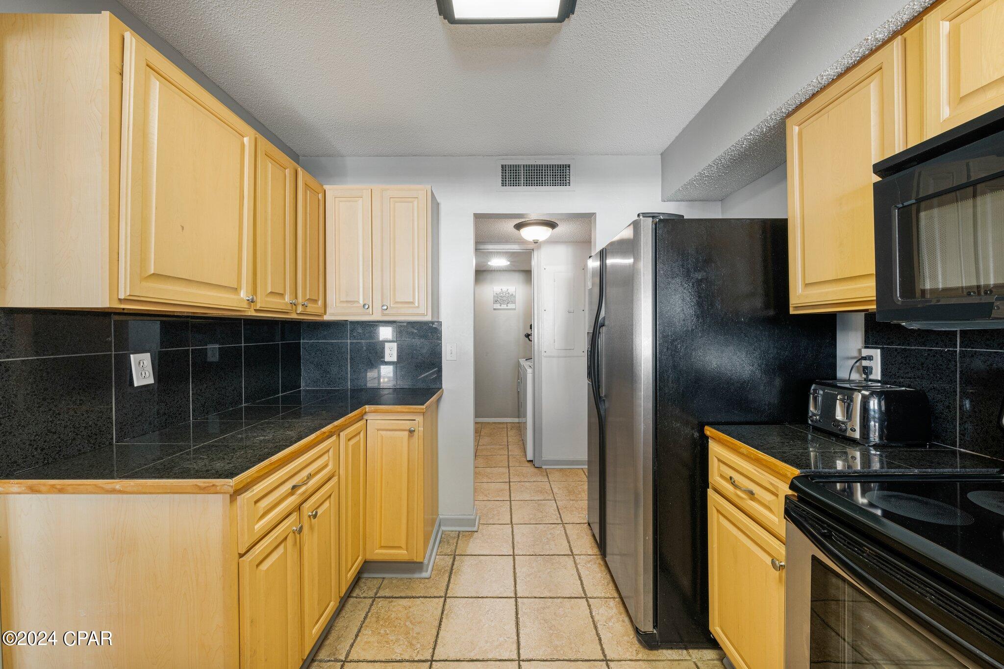 Pryoooojcdsst4hmslal_rgflwjc1npk2roka8xrtuw