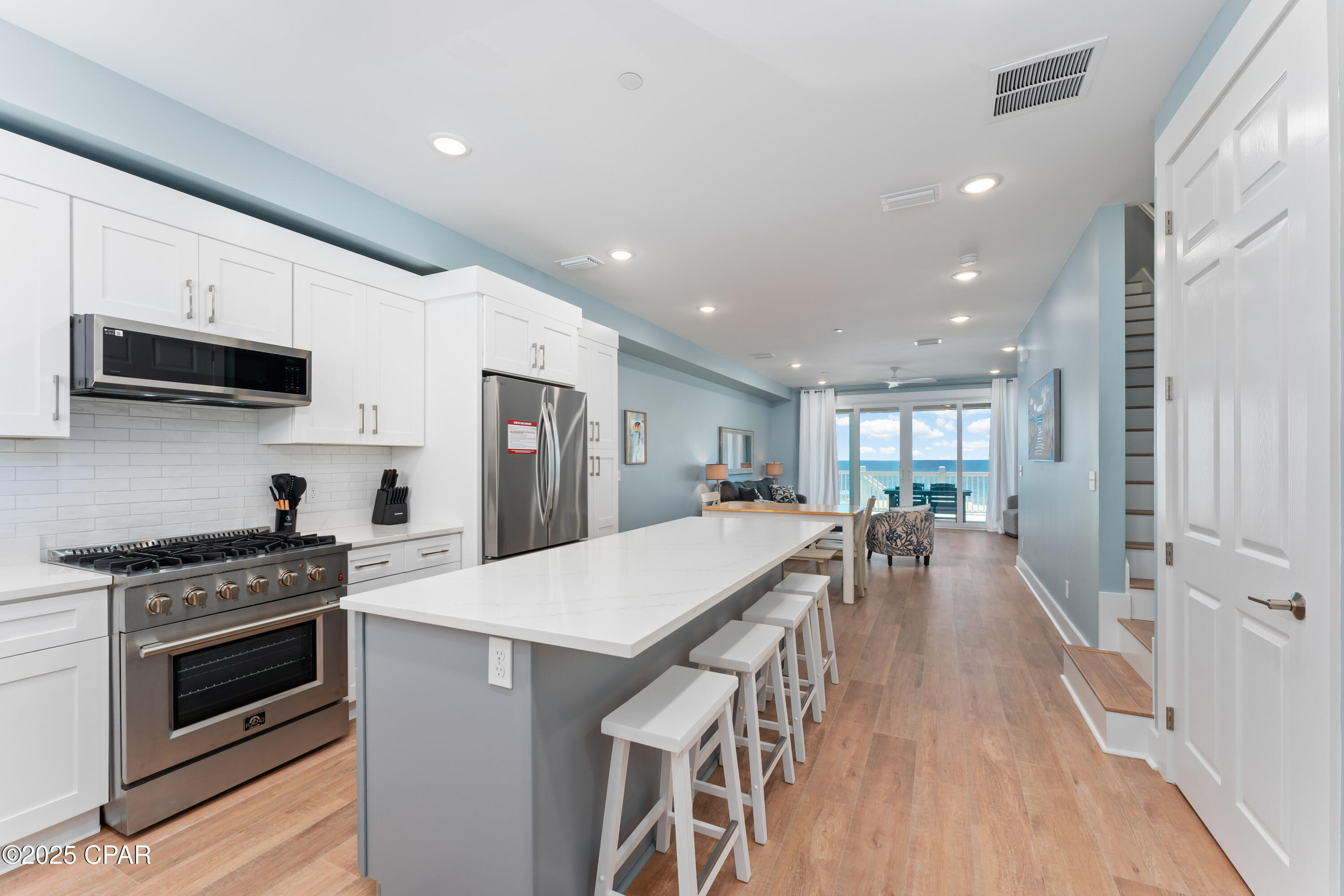 Ga9cnlzzq_5t4 O0r0i2mf3fh_9 49azsir_kgkqa3o