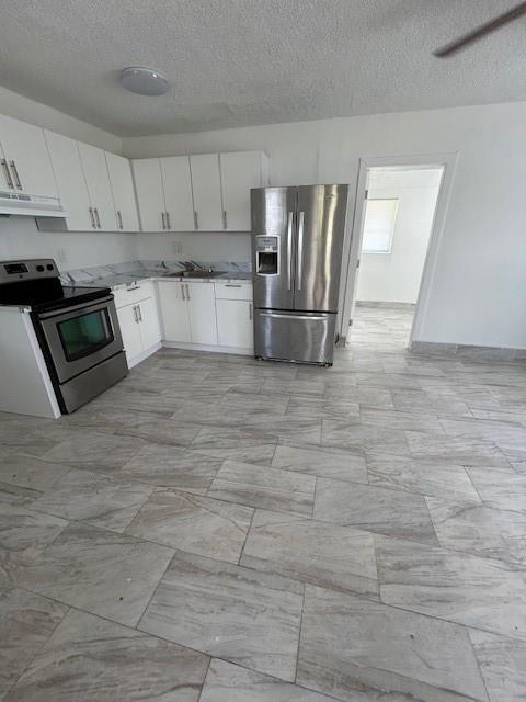 Hollywood Park 4-19 B