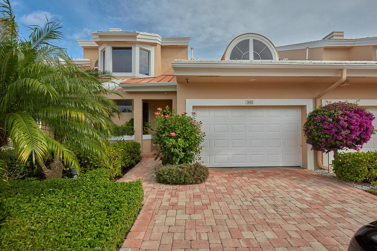 Image to showcase the property located at 1602 Captains Way
