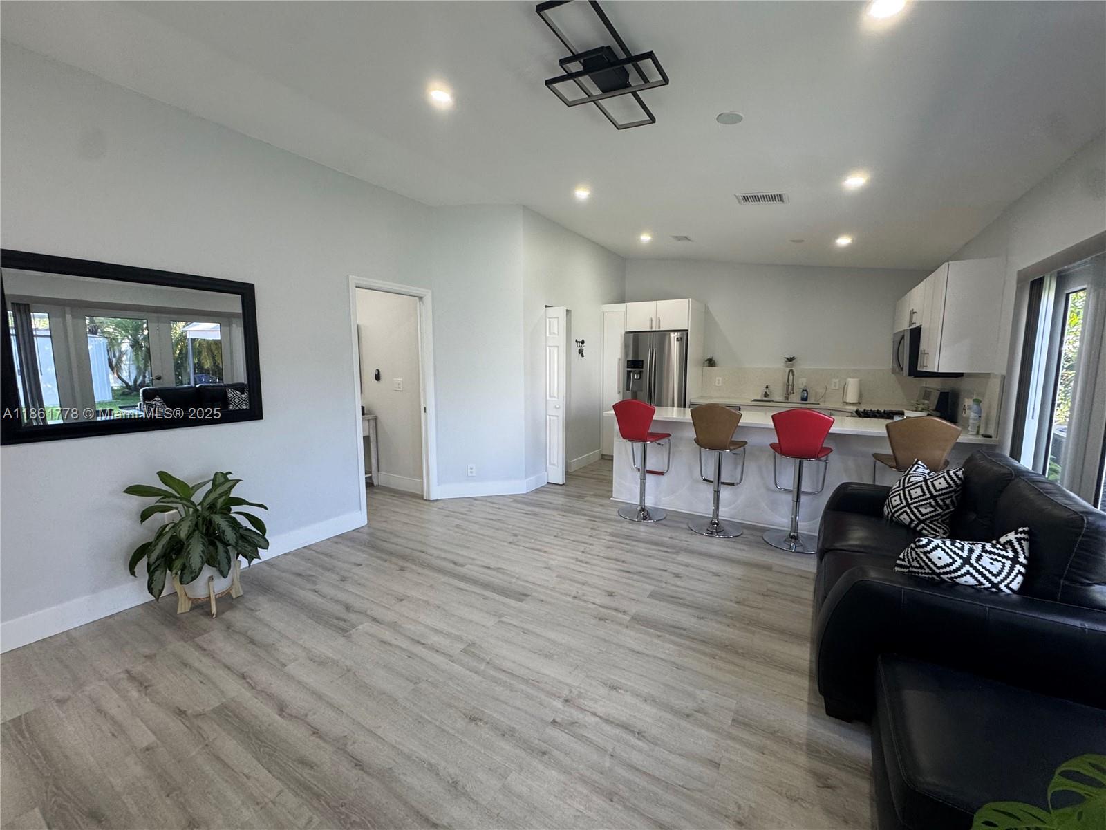 Property photo # 0