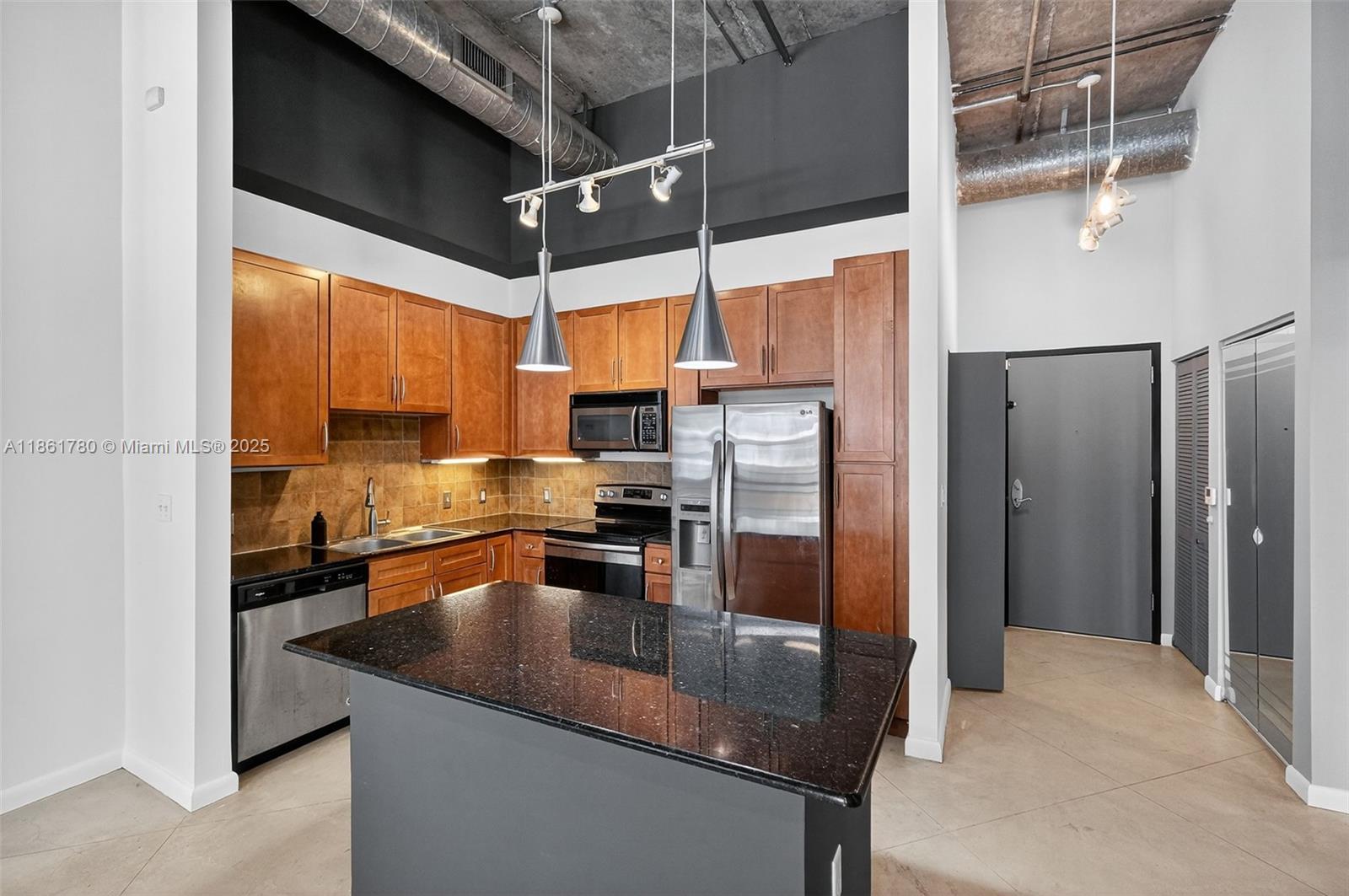 Property photo # 8
