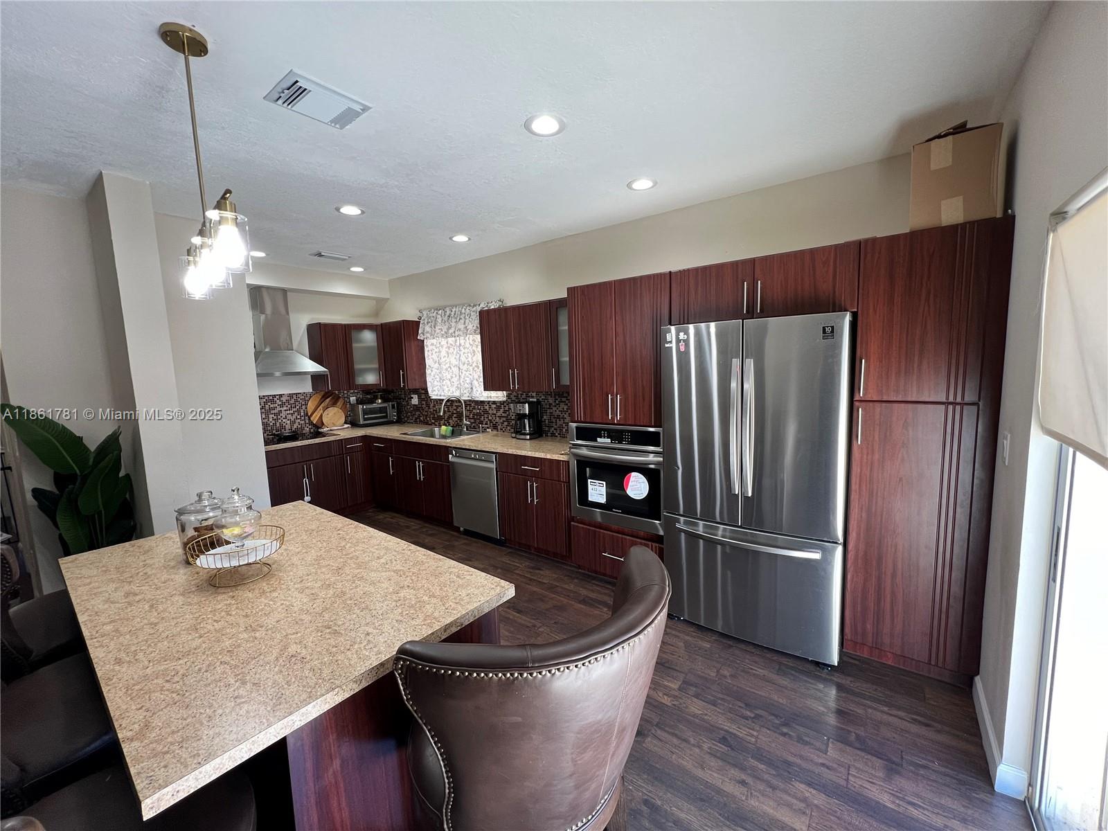 Property photo # 7