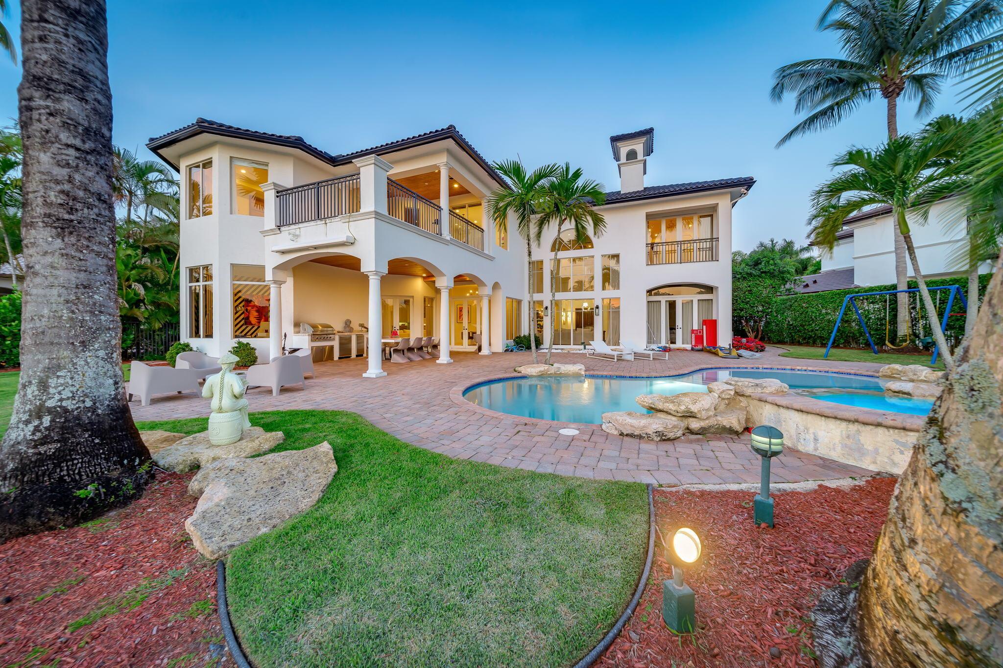 STUNNING CUSTOM BUILT MODERN MEDITERREANEAN LAKEFRONT ESTATE HOME SITUATED AT THE END OF A PRIVATE CUL-DE-SAC ON ONE OF THE BEST LAKE LOTS IN THE OAKS. THIS HOME INCLUDES A MARBLE BALCONY WITH EXPANSIVE LAKE AND POOL VIEWS THAT ALLOWS FOR PERFECT SUNSETS IN THE EVENING. WALK IN AND BE GREETED BY BREATHTAKING SOARING COFFERED CEILINGS AND SUN-FILLED DOUBLE HEIGHT WINDOWS OVERLOOKING THE HEATED RESORT STYLE POOL AND LAKE. THIS SPECIAL FIVE BEDROOM HOME FEATURES A CHEF'S KITCHEN WITH A MASSIVE SIX FOOT SUBZERO REFRIGERATOR, VIKING STOVE AND OVENS, TWO MIELE DISHWASHERS, CUSTOM WOOD CABINETS, GRANITE COUNTERTOPS AND AN EXPANSIVE WALK-IN PANTRY. STUNNING CUSTOM BUILT MODERN MEDITERREANEAN LAKEFRONT ESTATE HOME SITUATED AT THE END OF A PRIVATE CUL-DE-SAC ON ONE OF THE BEST LAKE LOTS IN THE OAKS. THIS HOME INCLUDES A MARBLE BALCONY WITH EXPANSIVE LAKE AND POOL VIEWS THAT ALLOWS FOR PERFECT SUNSETS IN THE EVENING. 

WALK IN AND BE GREETED BY BREATHTAKING SOARING COFFERED CEILINGS AND SUN-FILLED DOUBLE HEIGHT WINDOWS OVERLOOKING THE HEATED RESORT STYLE POOL AND LAKE 
THIS SPECIAL FIVE BEDROOM HOME FEATURES A CHEF'S KITCHEN WITH A MASSIVE SIX FOOT SUBZERO REFRIGERATOR, VIKING STOVE AND OVENS, TWO MIELE DISHWASHERS, CUSTOM WOOD CABINETS, GRANITE COUNTERTOPS AND AN EXPANSIVE WALK-IN PANTRY. 

AN ENTERTAINER'S DREAM- THIS HOME HAS AN OUTDOOR SUMMER KITCHEN, COVERED PATIO, BREAKFAST BAR, WET BAR, BONUS ROOM, LOFT, DEN/OFFICE, REMOTE CONTROLLED AUTOMATIC BLINDS, AND AN EN SUITE BATHROOM FOR EACH AND EVERY BEDROOM.  

THERE ARE MARBLE AND WOOD FLOORS THROUGHOUT, AS WELL AS A BRAND NEW ROOF AND COMPLETE IMPACT GLASS. 
LOCATED IN THE OAKS, A REMARKABLE, GATED, NON-EQUITY COUNTRY CLUB-STYLE COMMUNITY, AMENITIES INCLUDE A BEAUTIFUL CLUBHOUSE, ON-SITE GOURMET RESTAUARANT AND BAR, RESORT STYLE POOL AND SPA, WORLD CLASS TENNIS AND PICKLEBALL FACILITIES, WITH TOP LEVEL PRO INSTRUCTORS, INCREDIBLE FITNESS PROGRAM AND FACILITIES, KID AND TEEN ROOMS AND ACTIVITIES, TOP LEVEL SECURITY, AND A-RATED PUBLIC SCHOOLS AS WELL AS PROXIMITY TO ELITE PRIVATE SCHOOLS NEARBY.