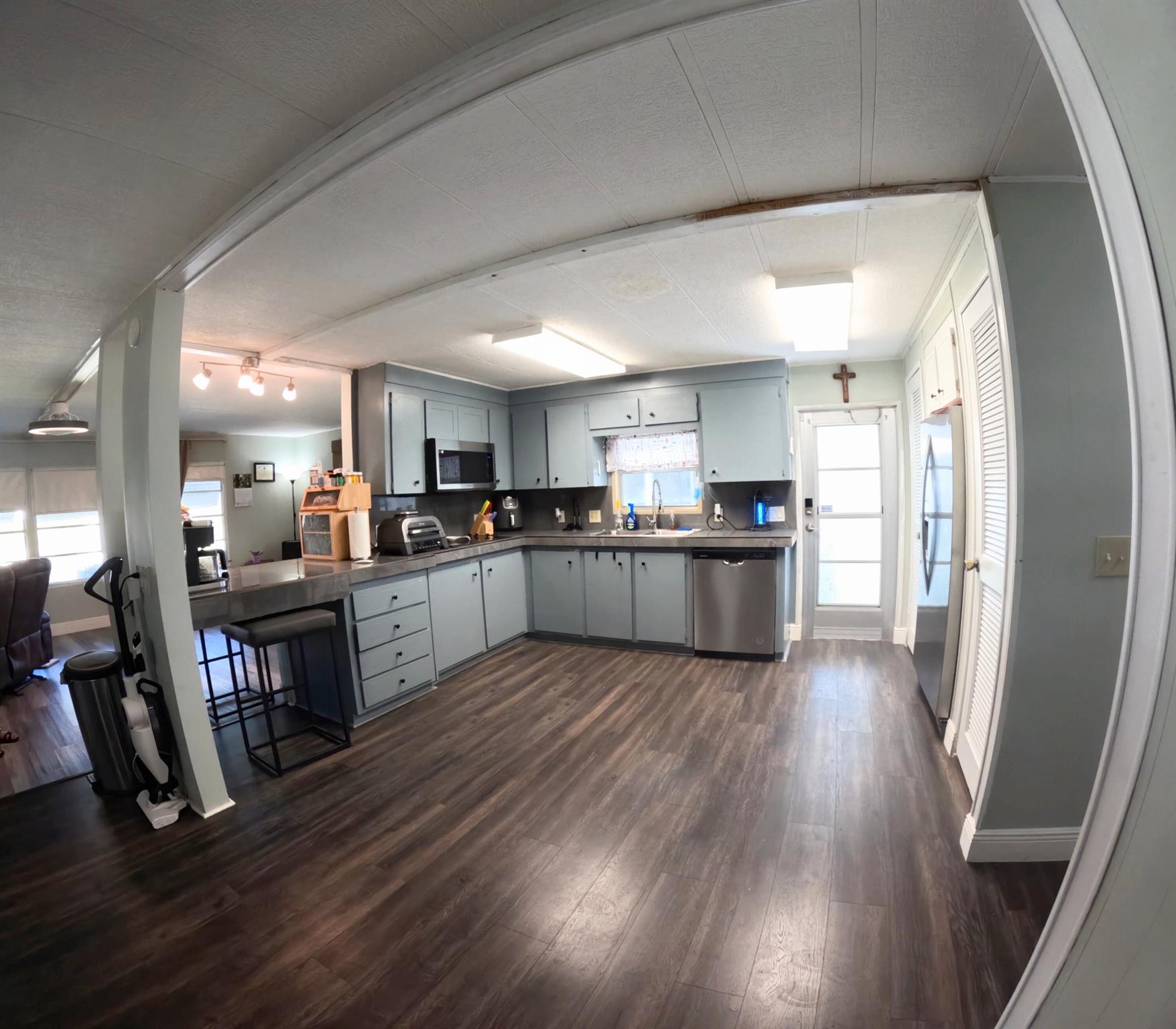 Homes for sale in Lantana, FL | 6134 N Guava, Lantana, FL 33462 | MLS# R11116966