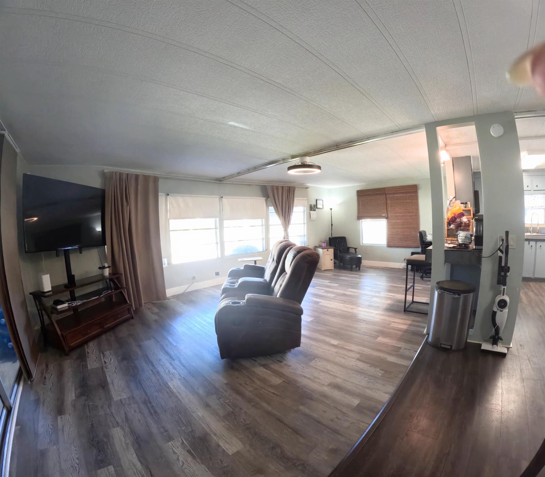 Homes for sale in Lantana, FL | 6134 N Guava, Lantana, FL 33462 | MLS# R11116966