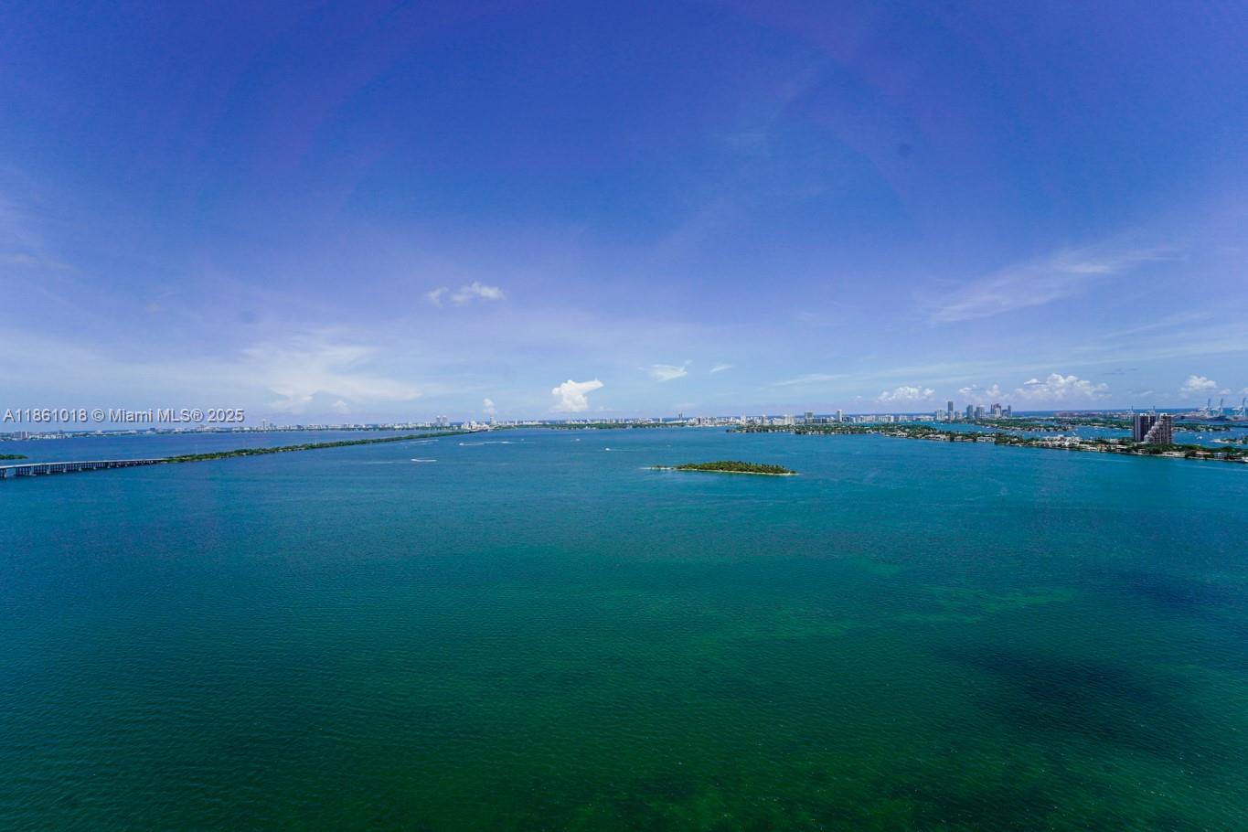 listing main picture