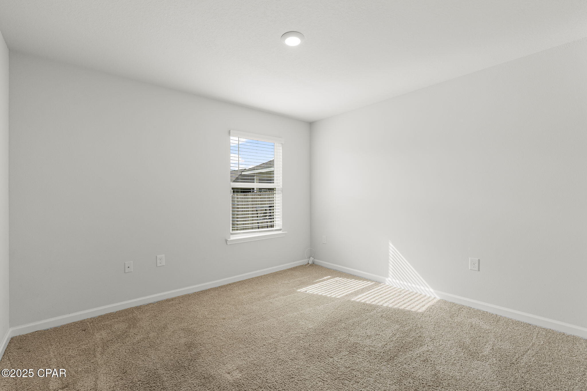 Lil80xojmkgnt0at2onny9boi1l3g4jsf9qzwulo_ei