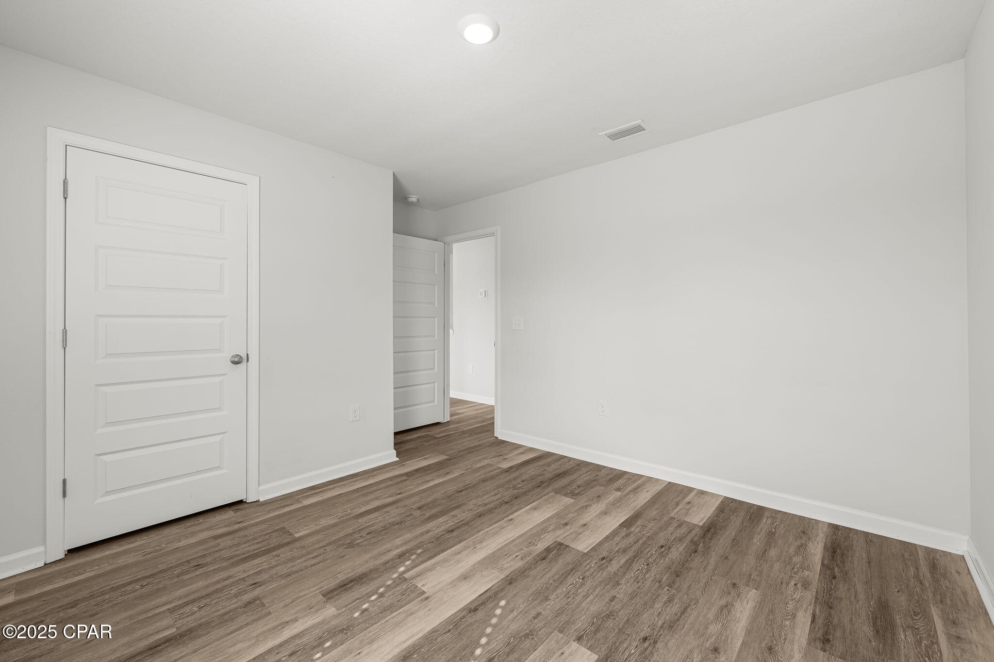 Xzclxfb O6cb1gycuwpygi8cdog7zrx3bugiz1l9nb8