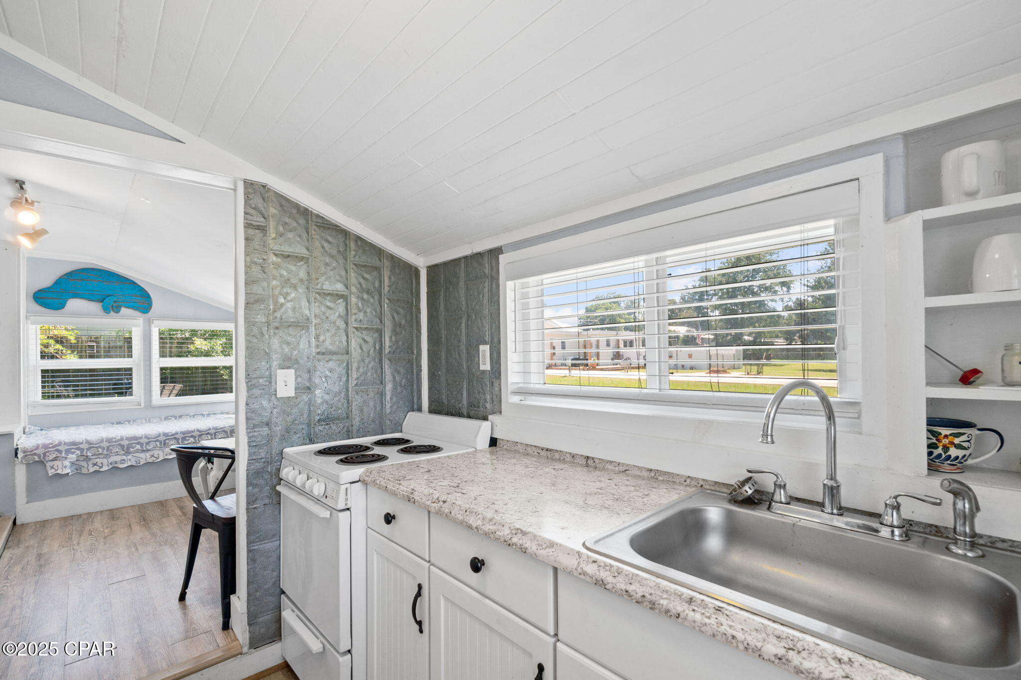 Sj Rzzthsuucob17b H1izgezrnjvepyha1p9jcqh0i