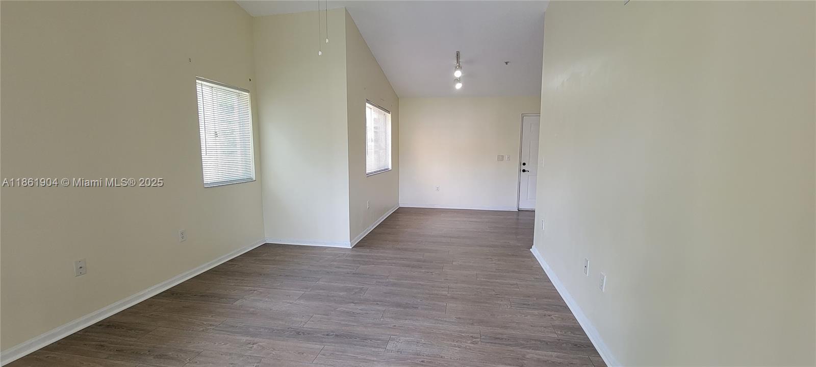 Property photo # 3