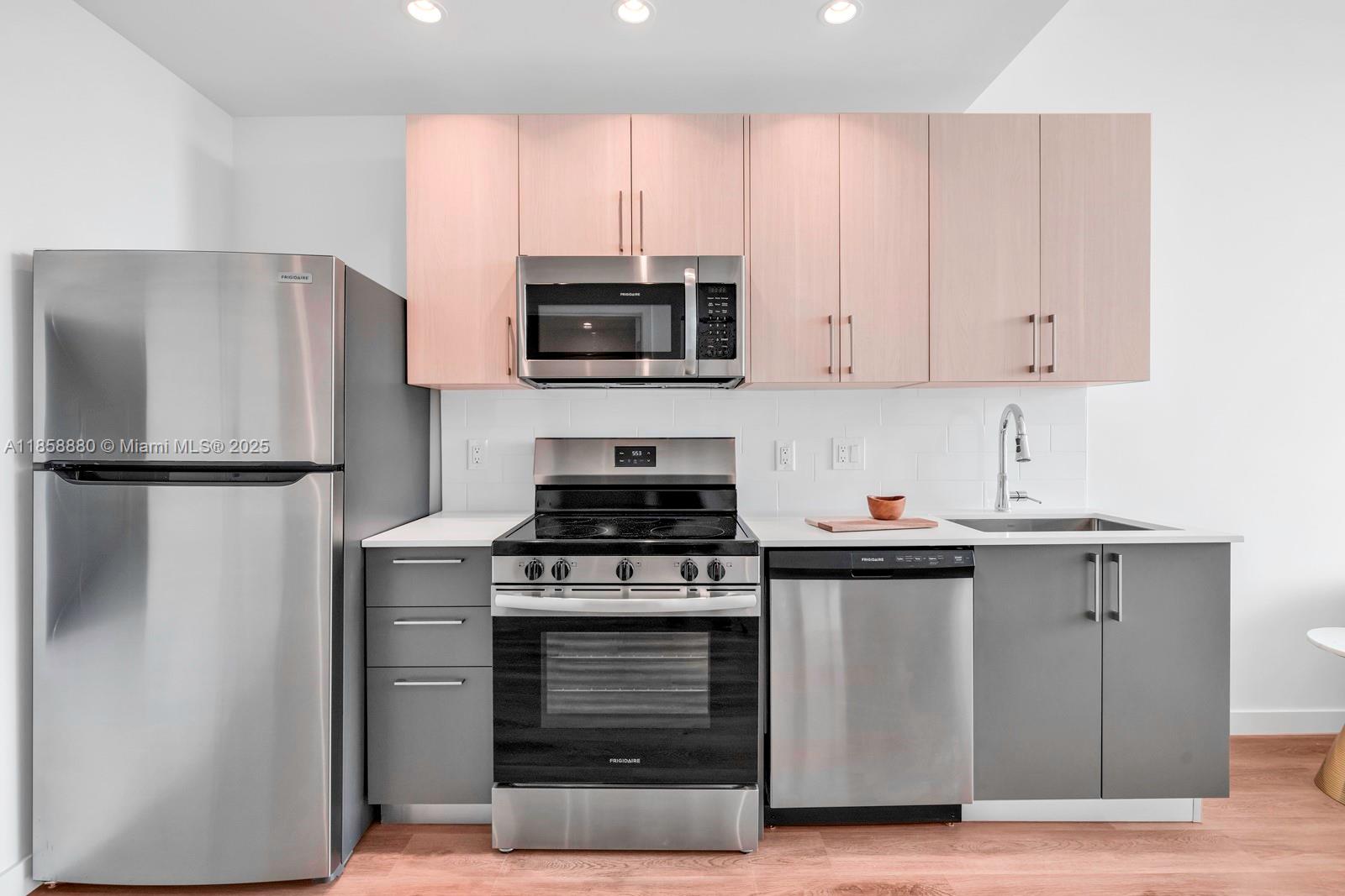 Property photo # 6