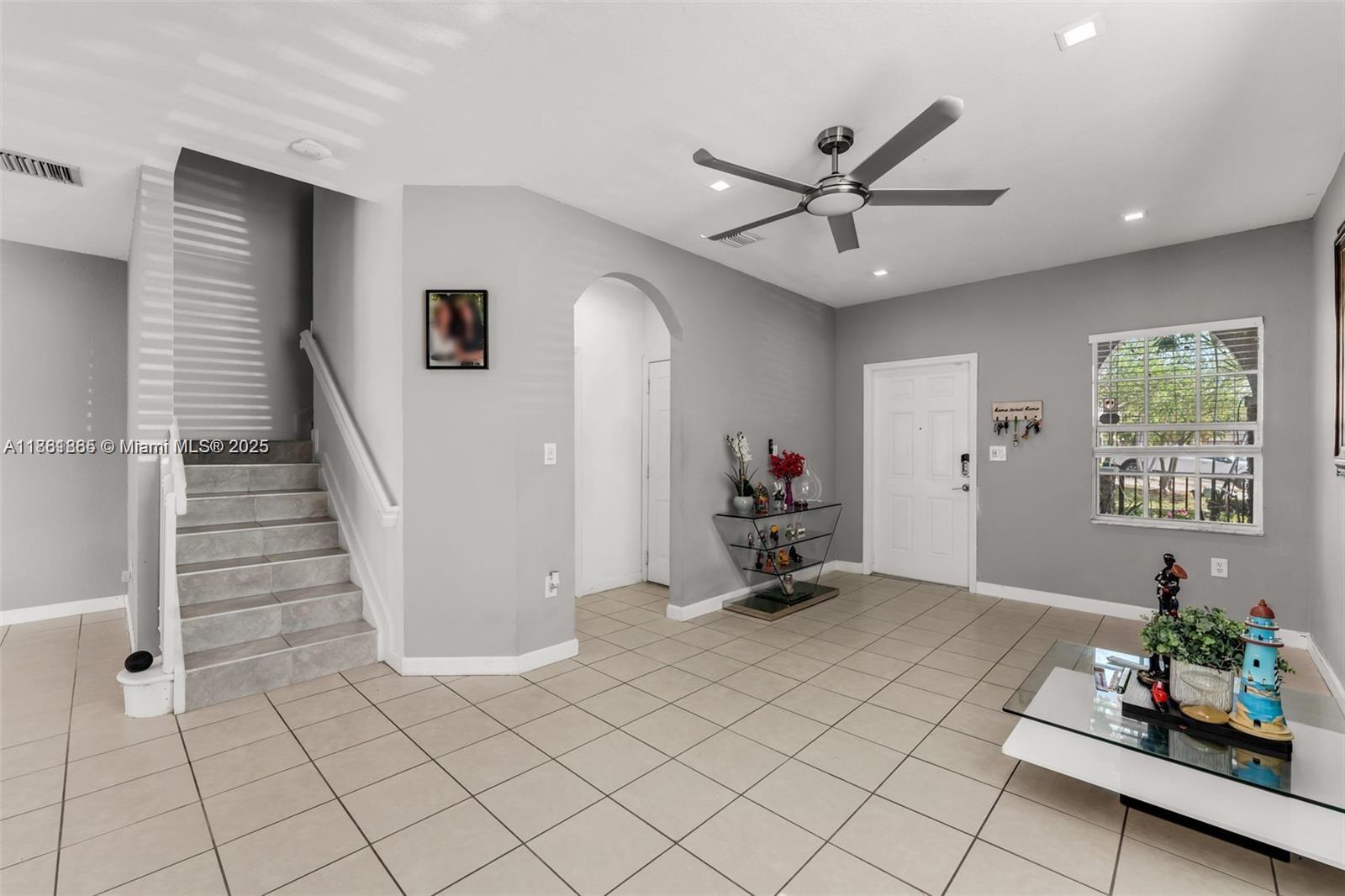 Property photo # 4