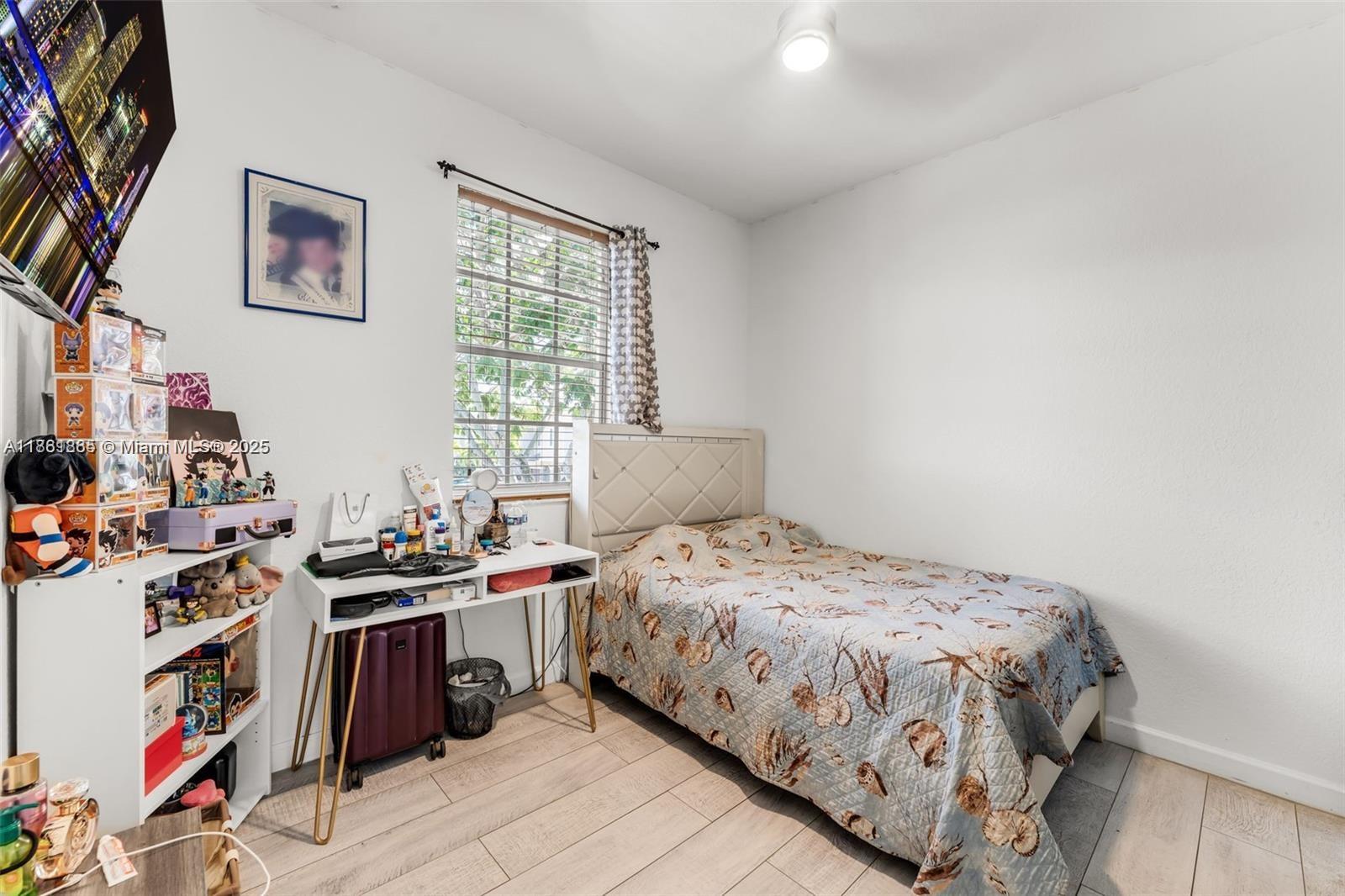Property photo # 6