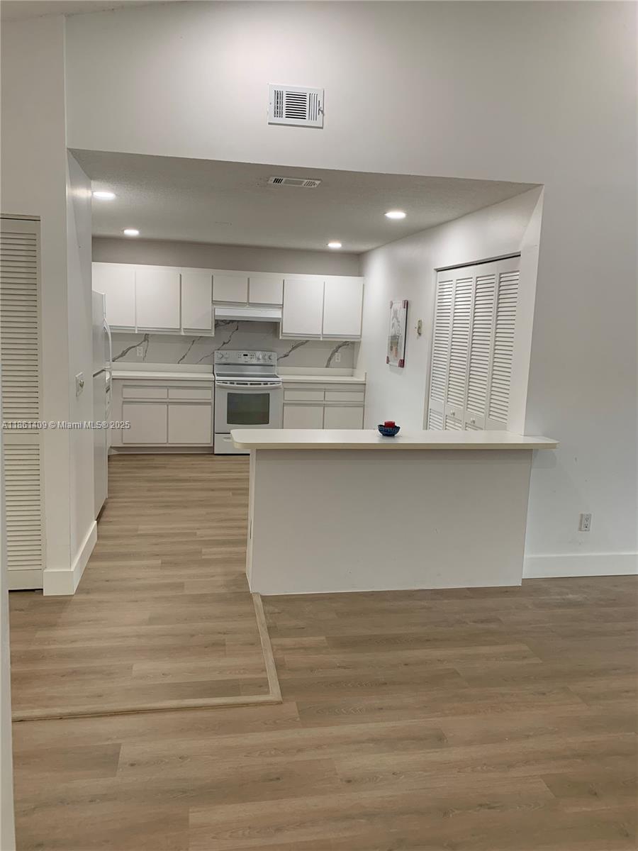 Property photo # 6