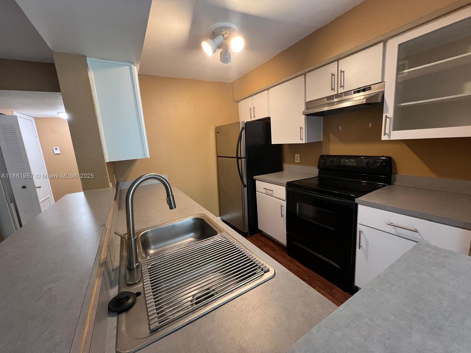 Property photo # 0