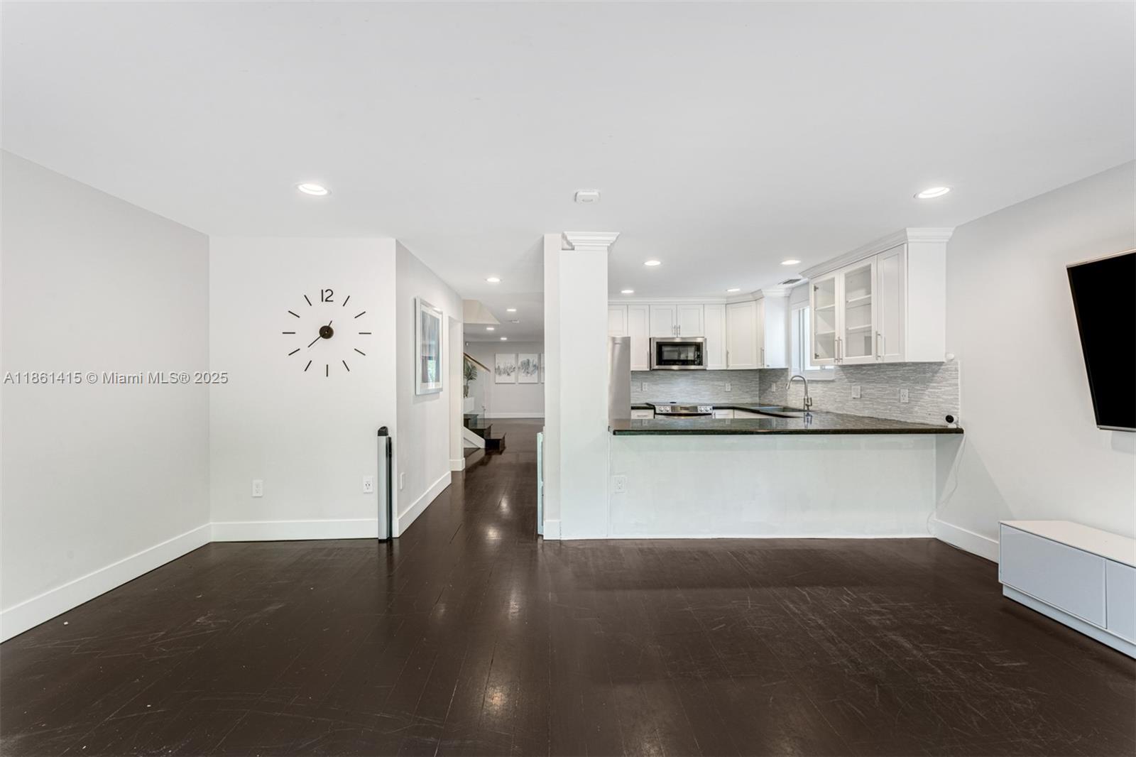 Property photo # 2