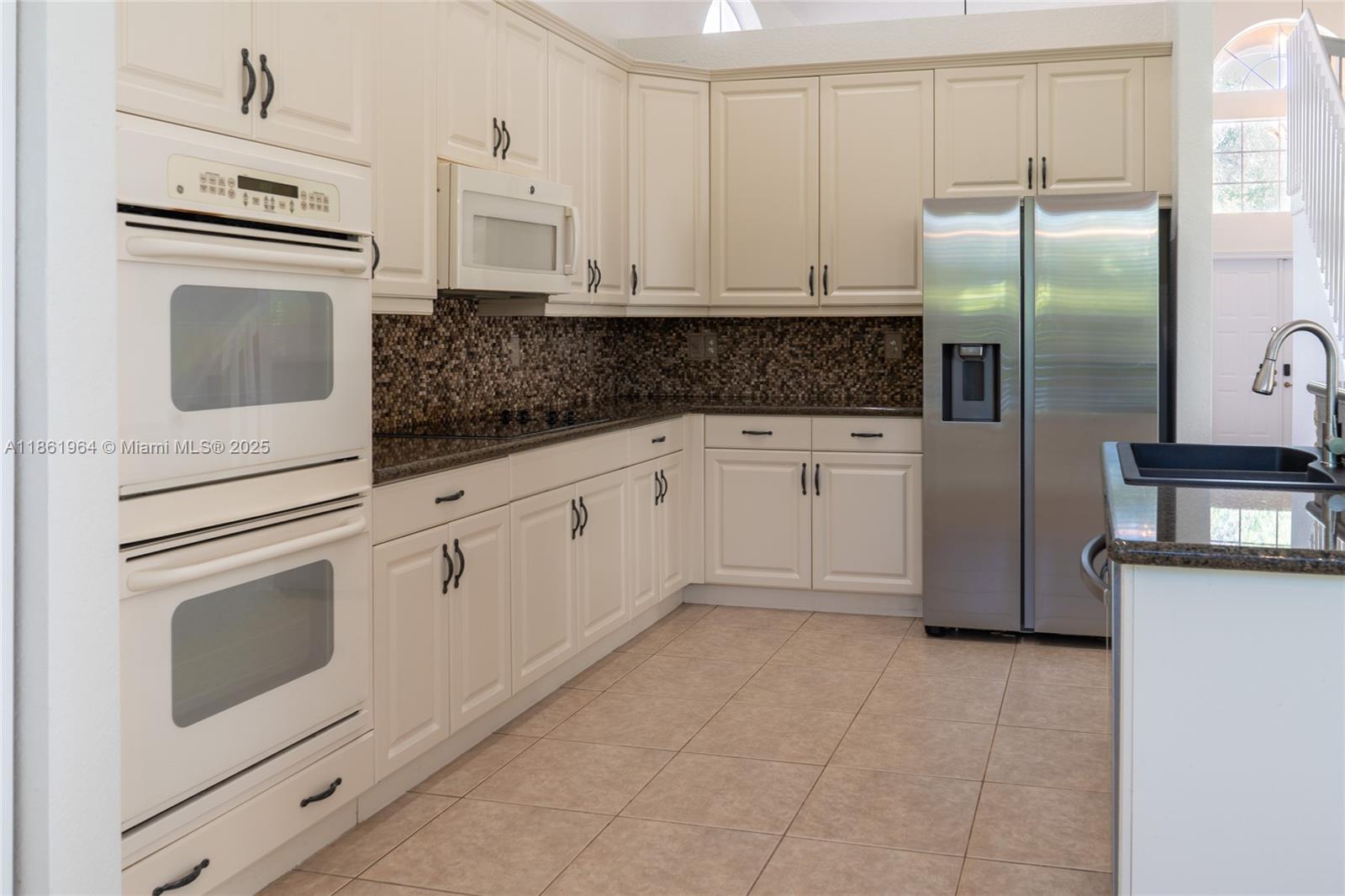 Property photo # 6