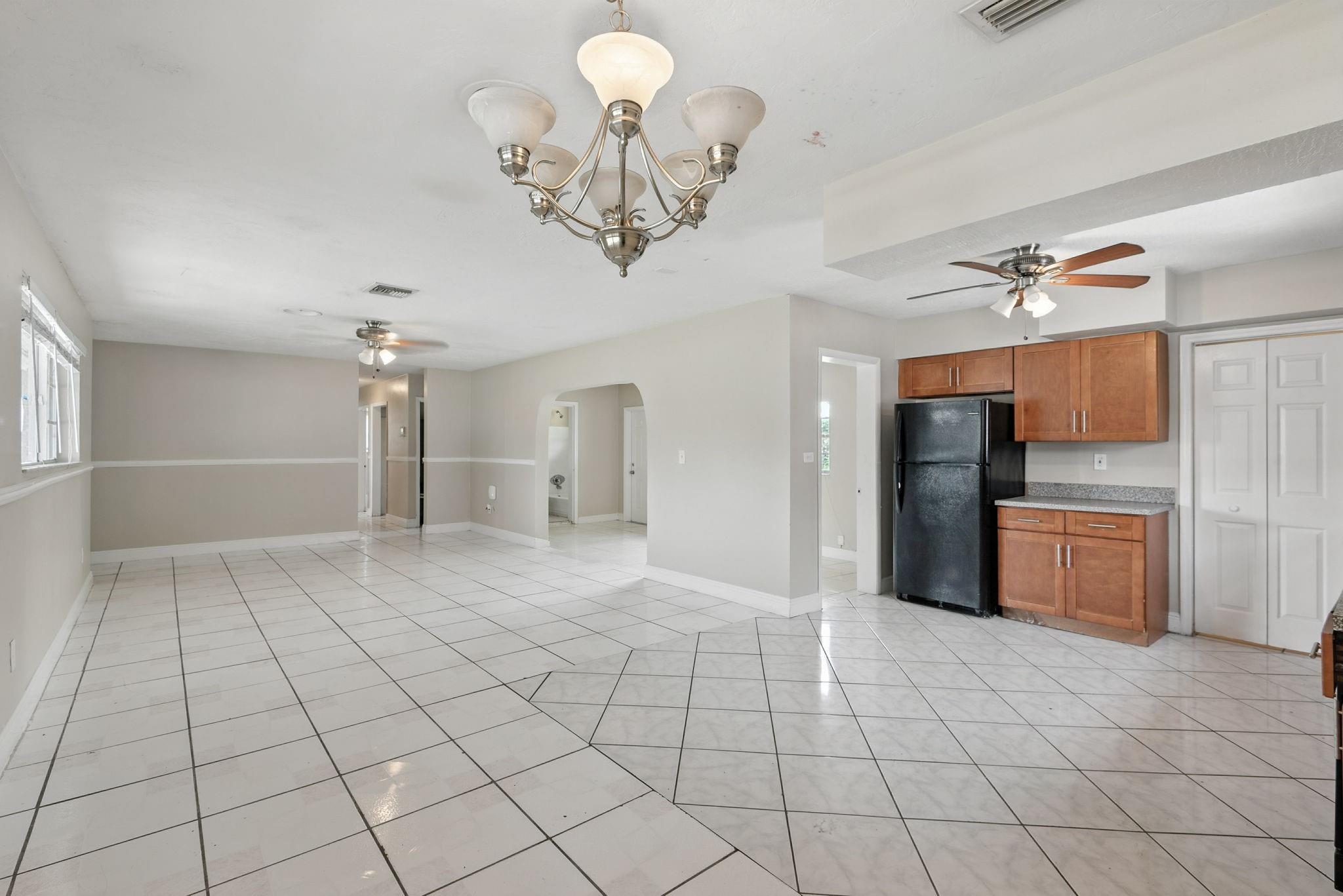 Homes for sale in Miami, FL | 18200 Nw 9Th Ave, Miami, FL 33169 | MLS# F10519425